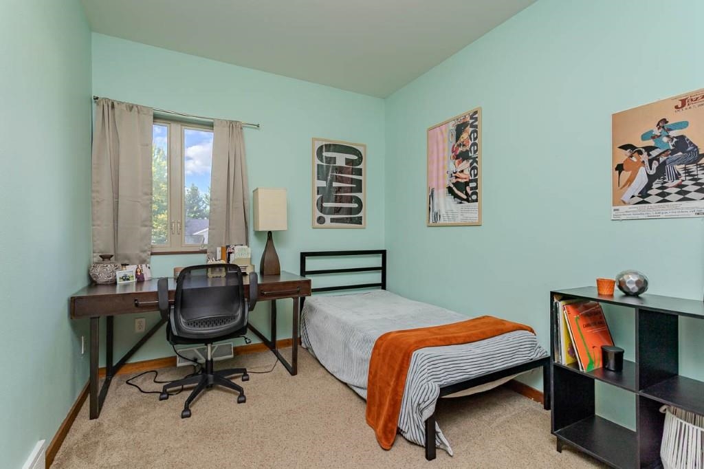 6402 Dominika Street Property Photo 31