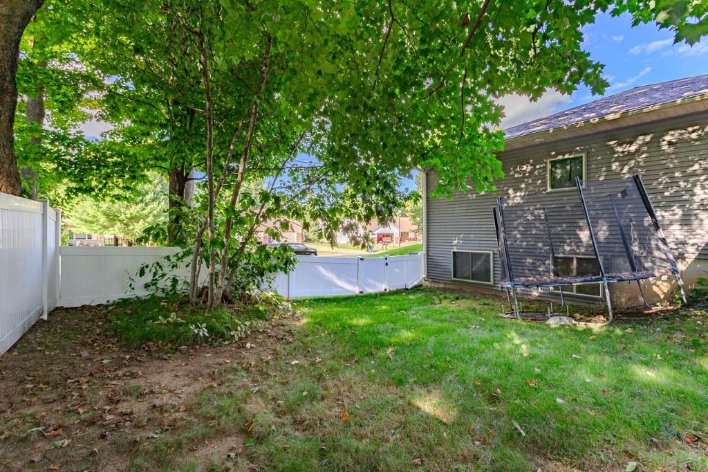 6402 Dominika Street Property Photo 51