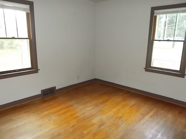 505 E 7th Street Property Photo 9