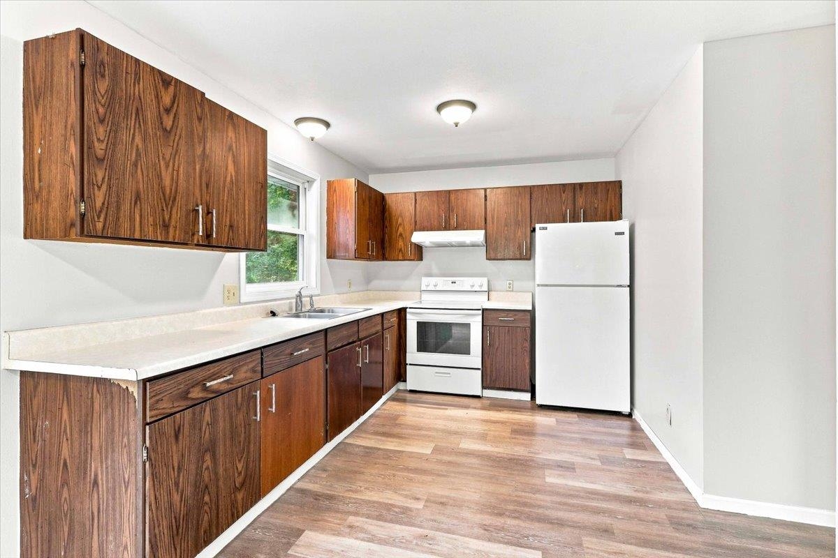 2460 2nd Avenue South Property Photo 17