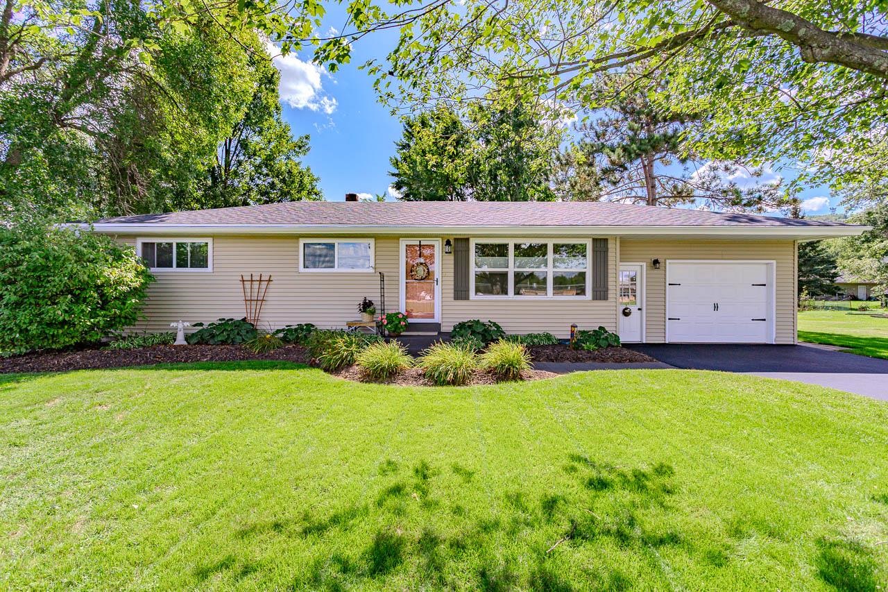 150947 Woodthrush Lane Property Photo 1