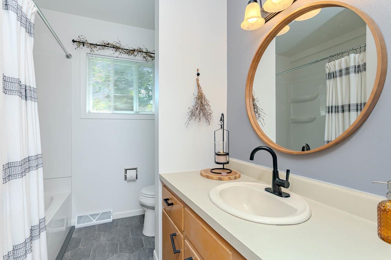150947 Woodthrush Lane Property Photo 19