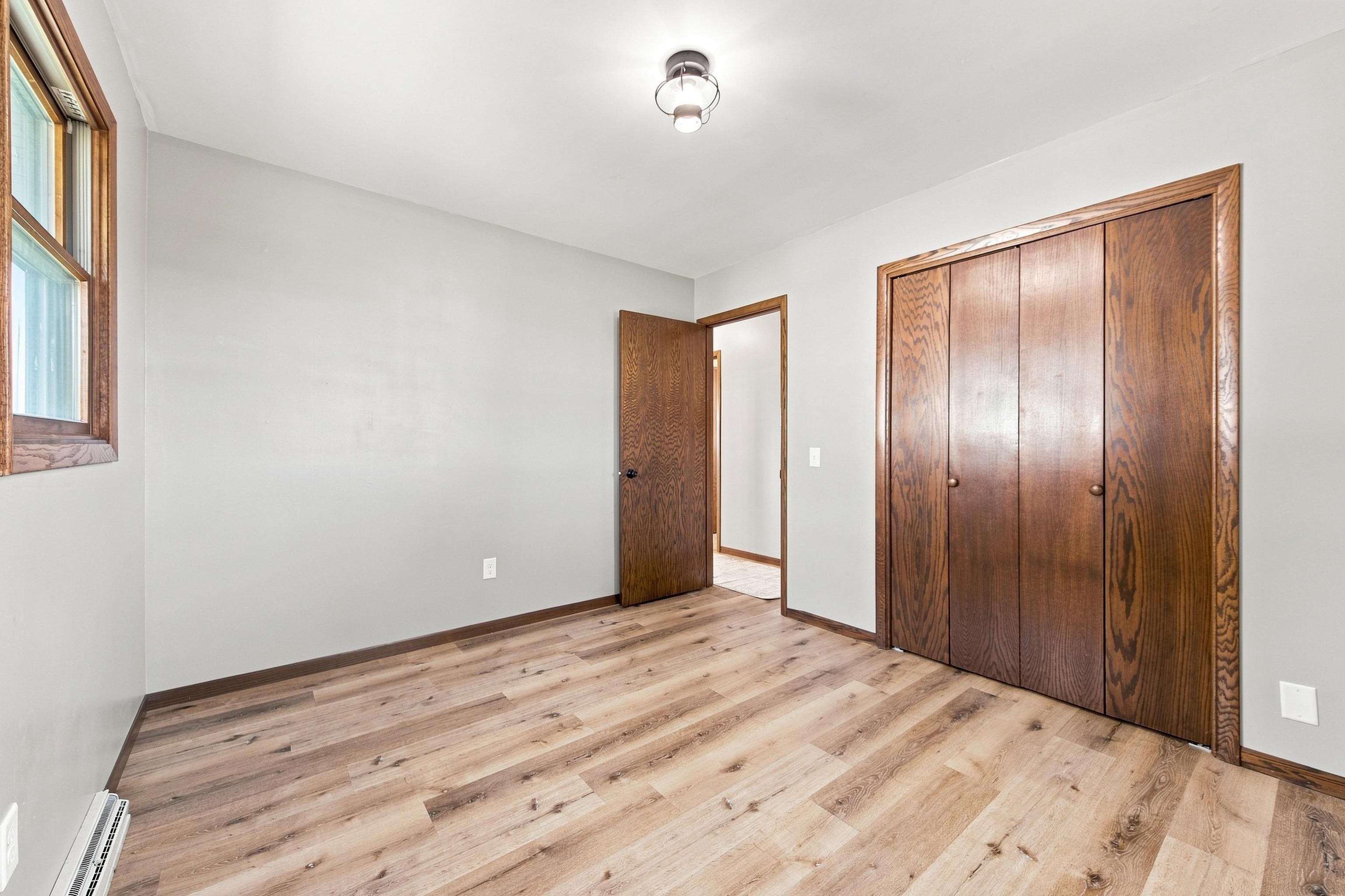 1601 S Lincoln Avenue Property Photo 19