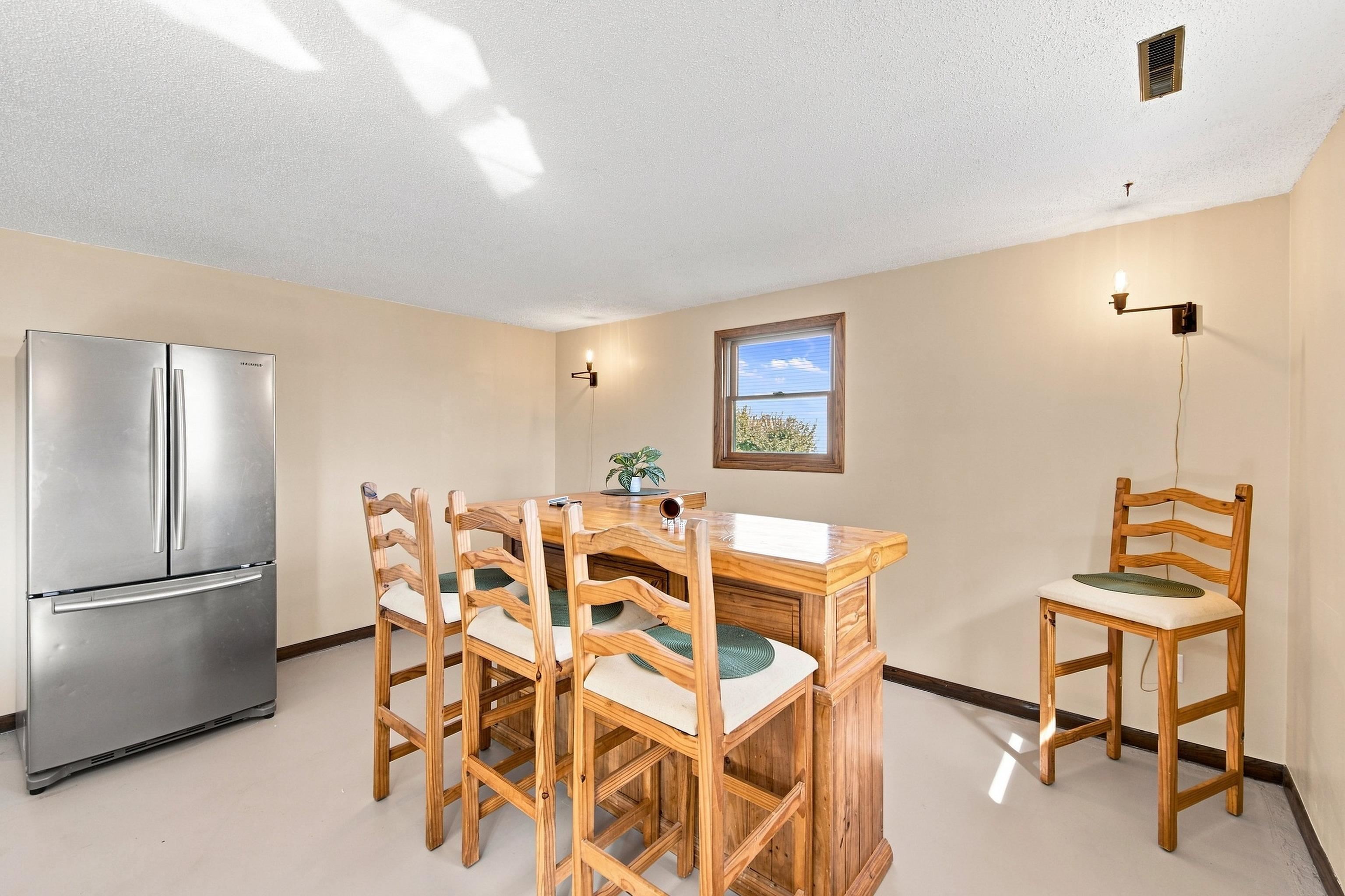 1601 S Lincoln Avenue Property Photo 25
