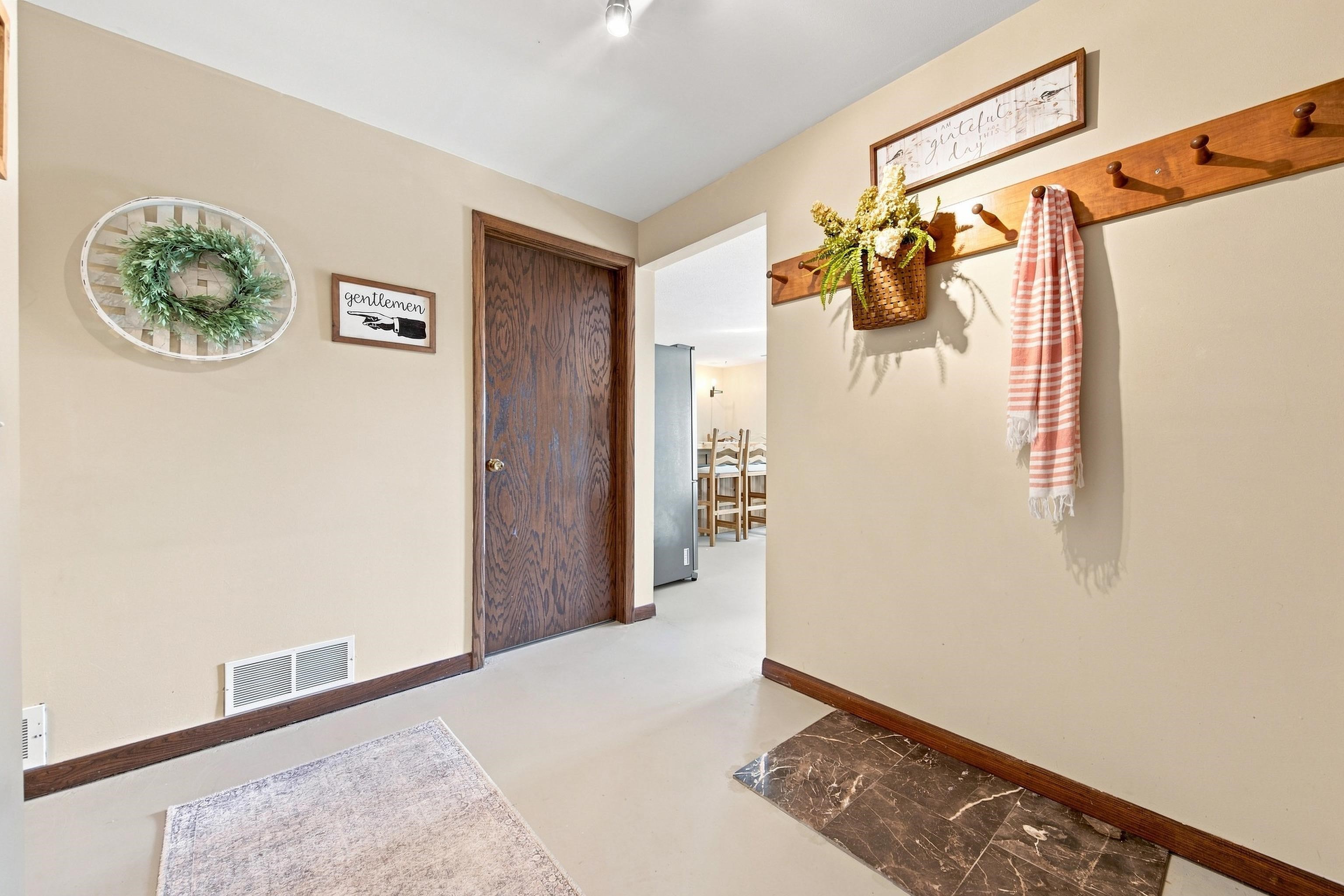 1601 S Lincoln Avenue Property Photo 33