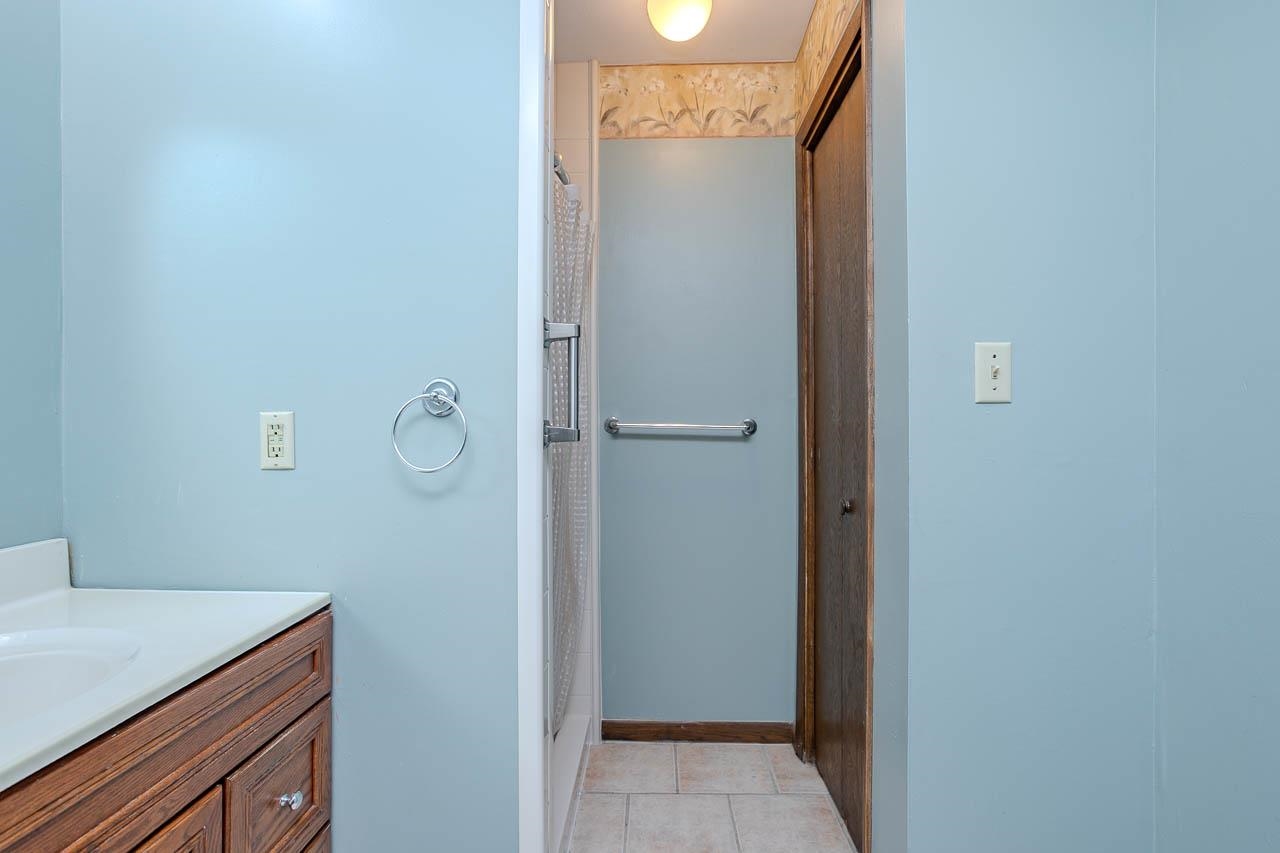 9010 Reed Road Property Photo 29