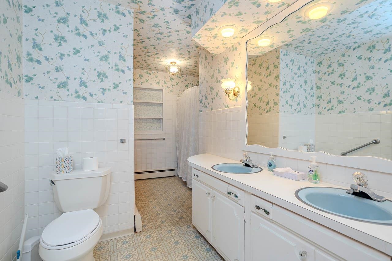 9010 Reed Road Property Photo 30