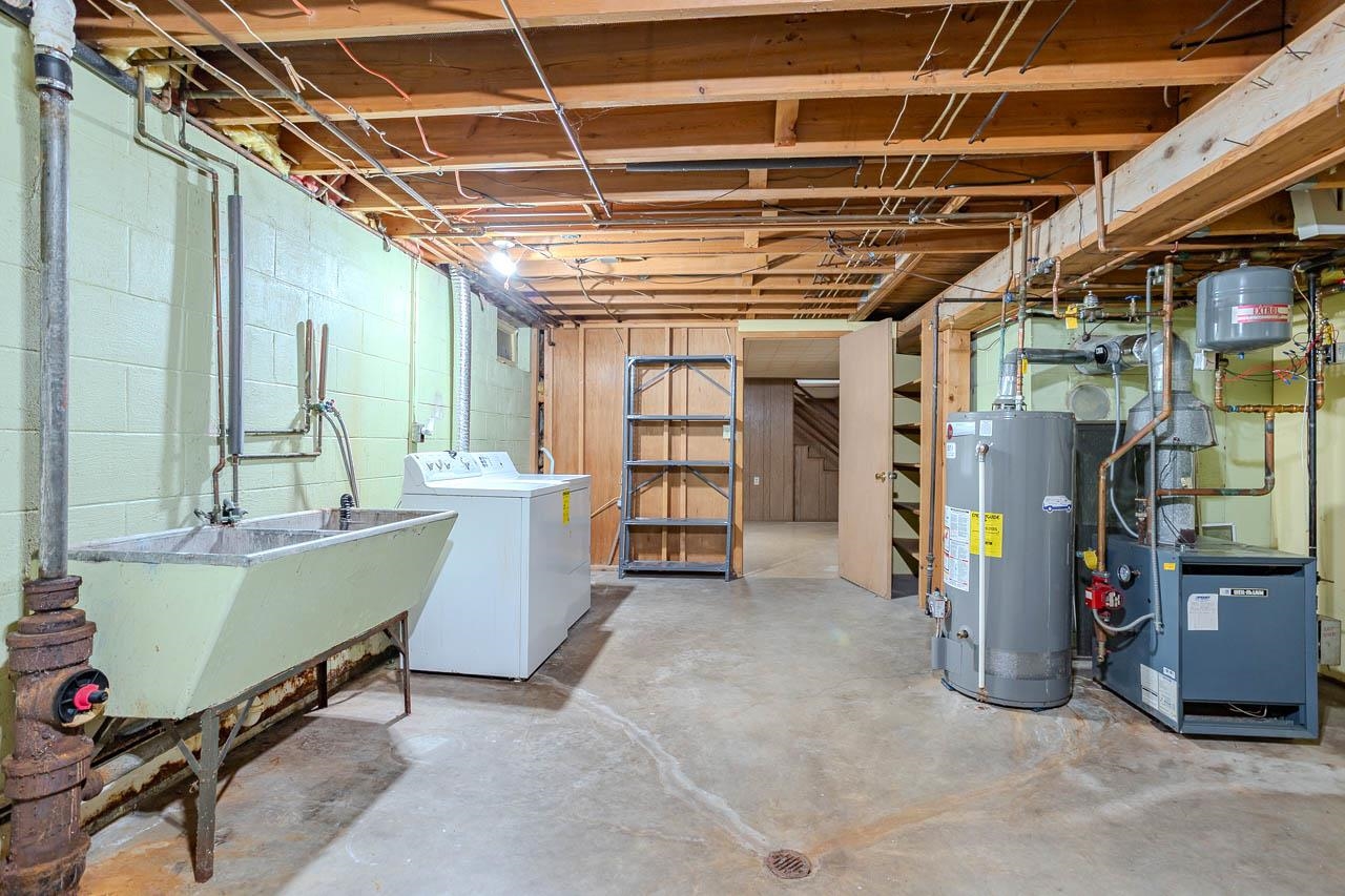 9010 Reed Road Property Photo 42
