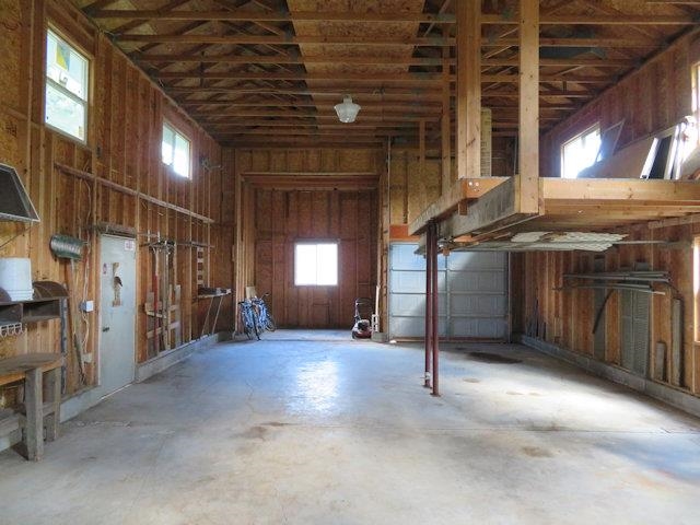 4711 Edgewood Boulevard Property Photo 8