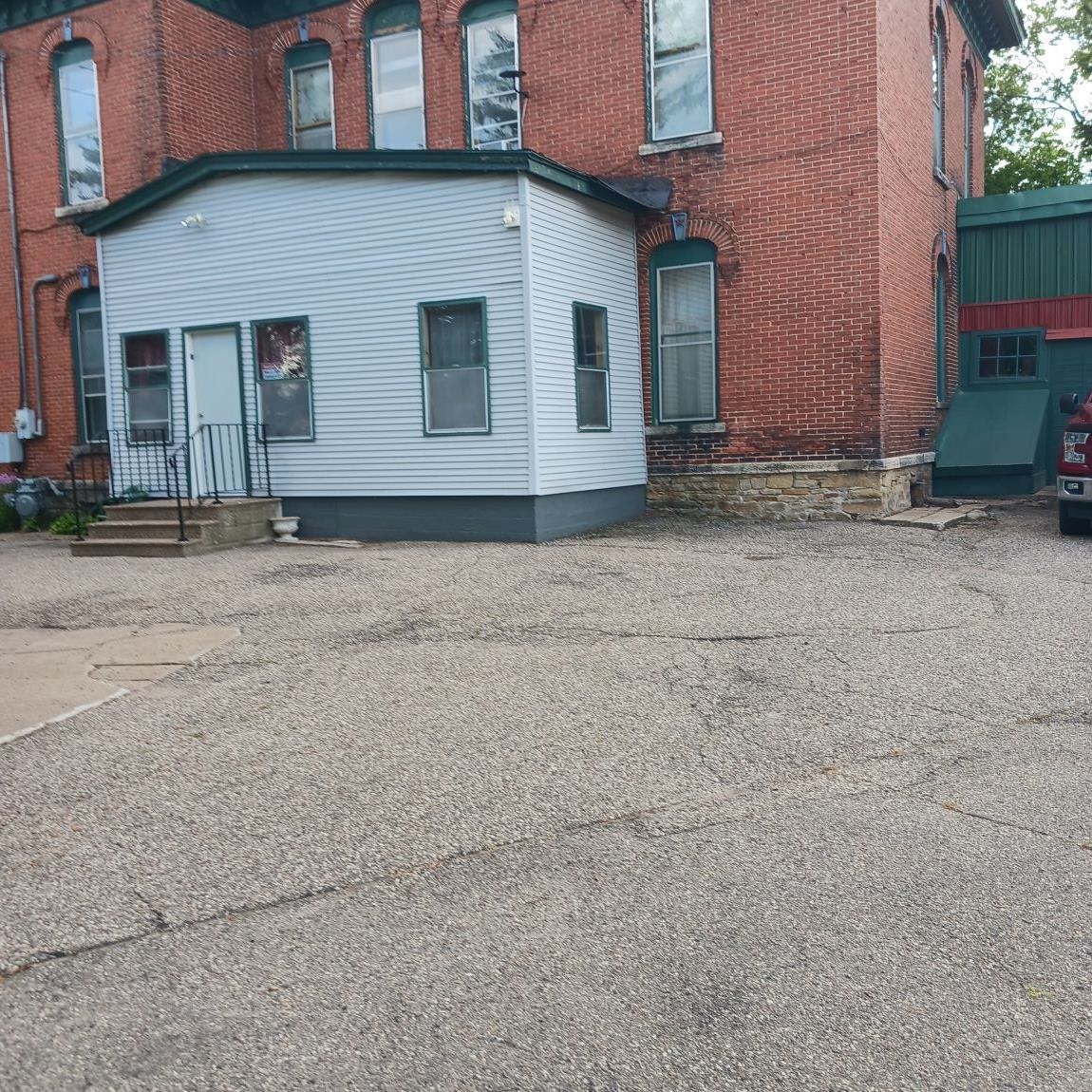 1416 Main Street Property Photo 5