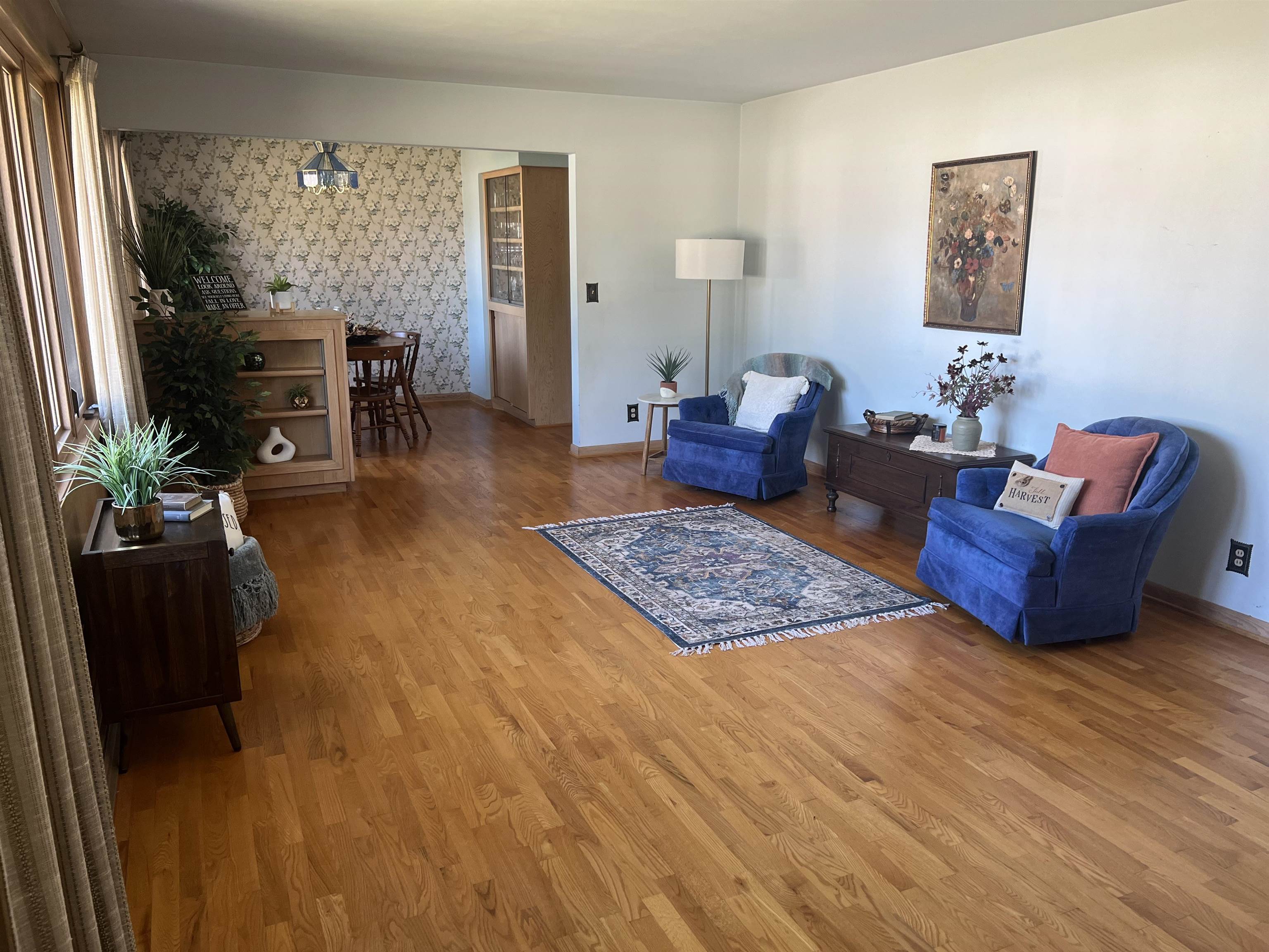 806 10th Street Property Photo 4