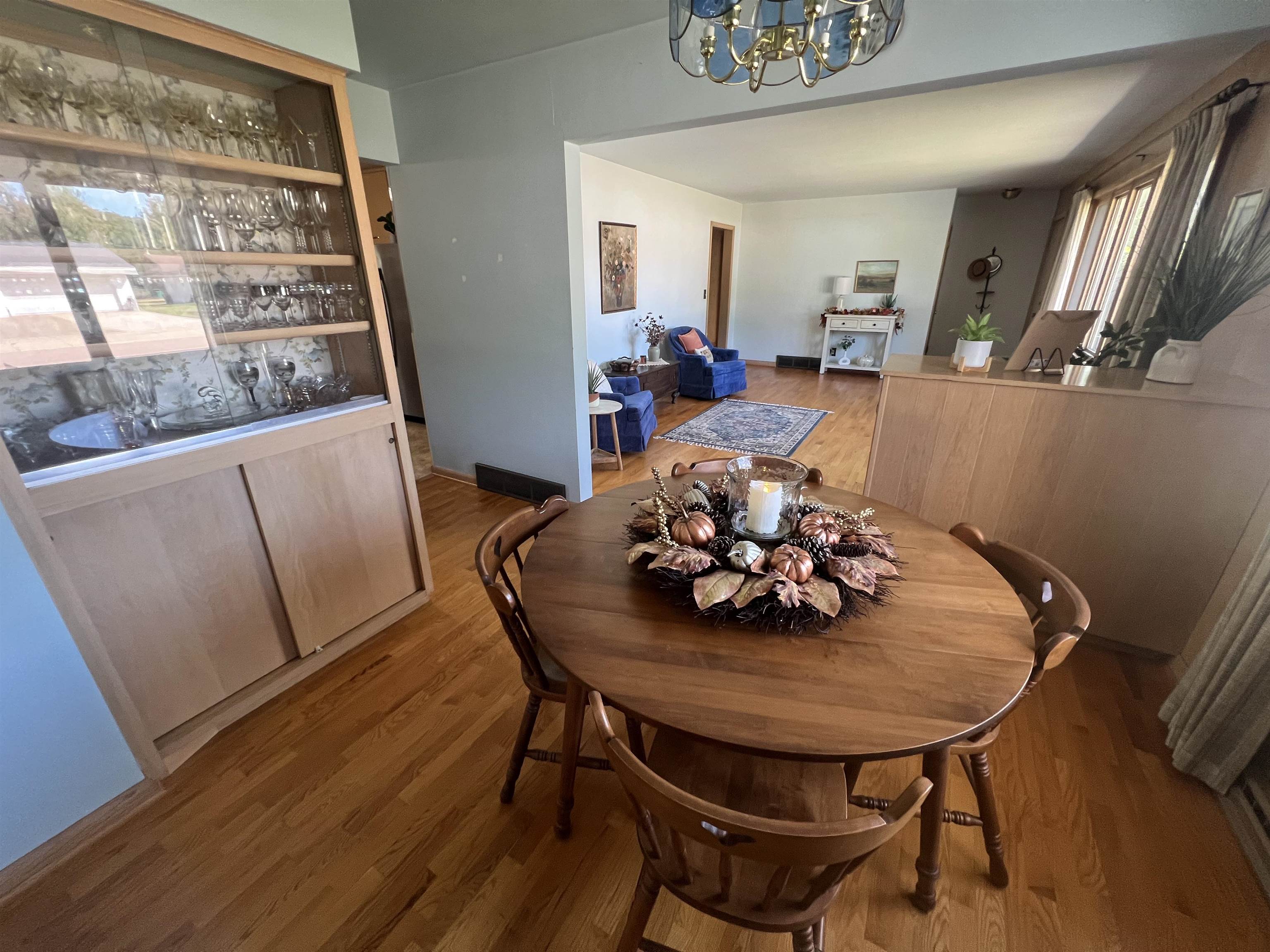 806 10th Street Property Photo 11