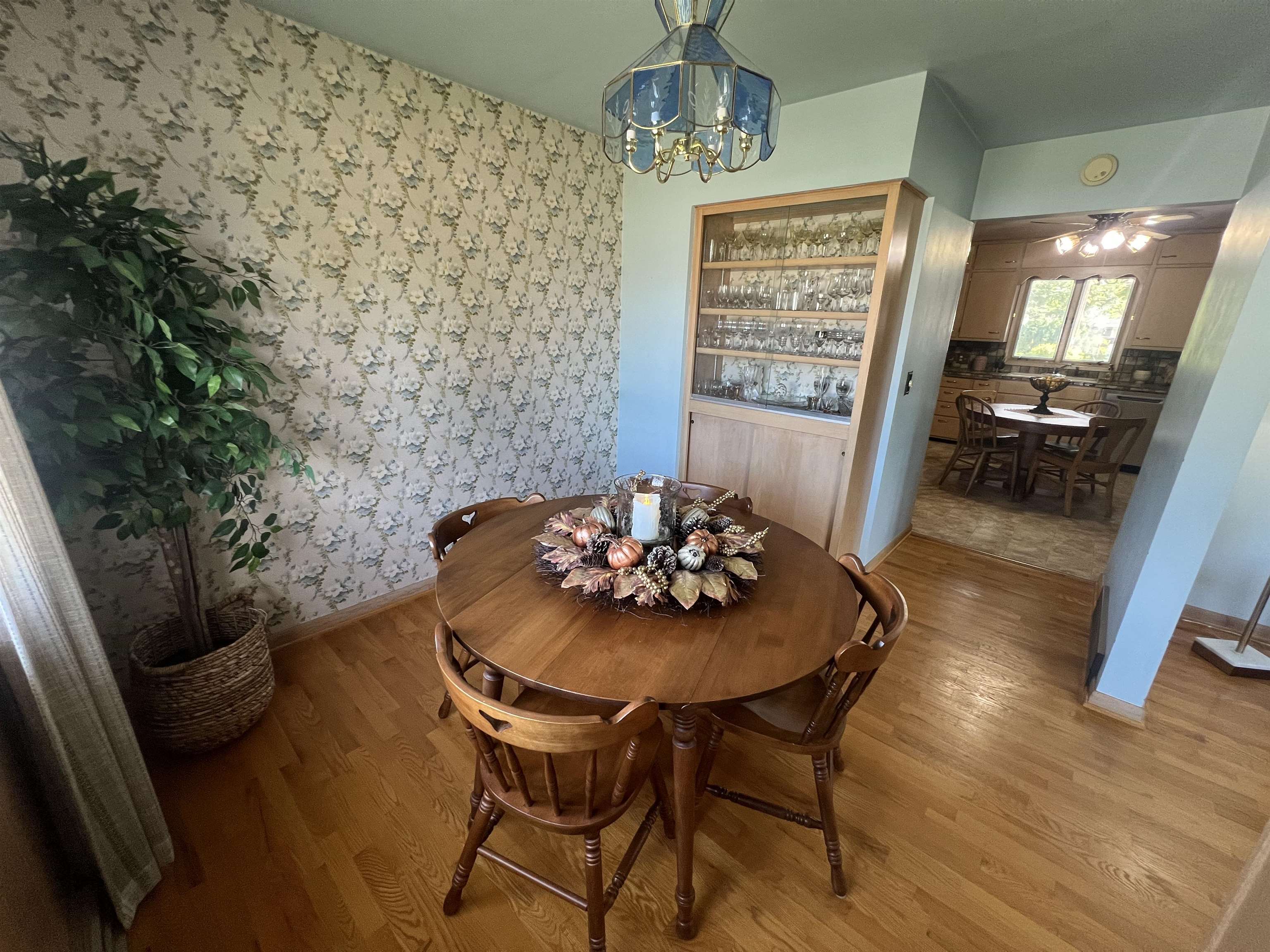 806 10th Street Property Photo 12
