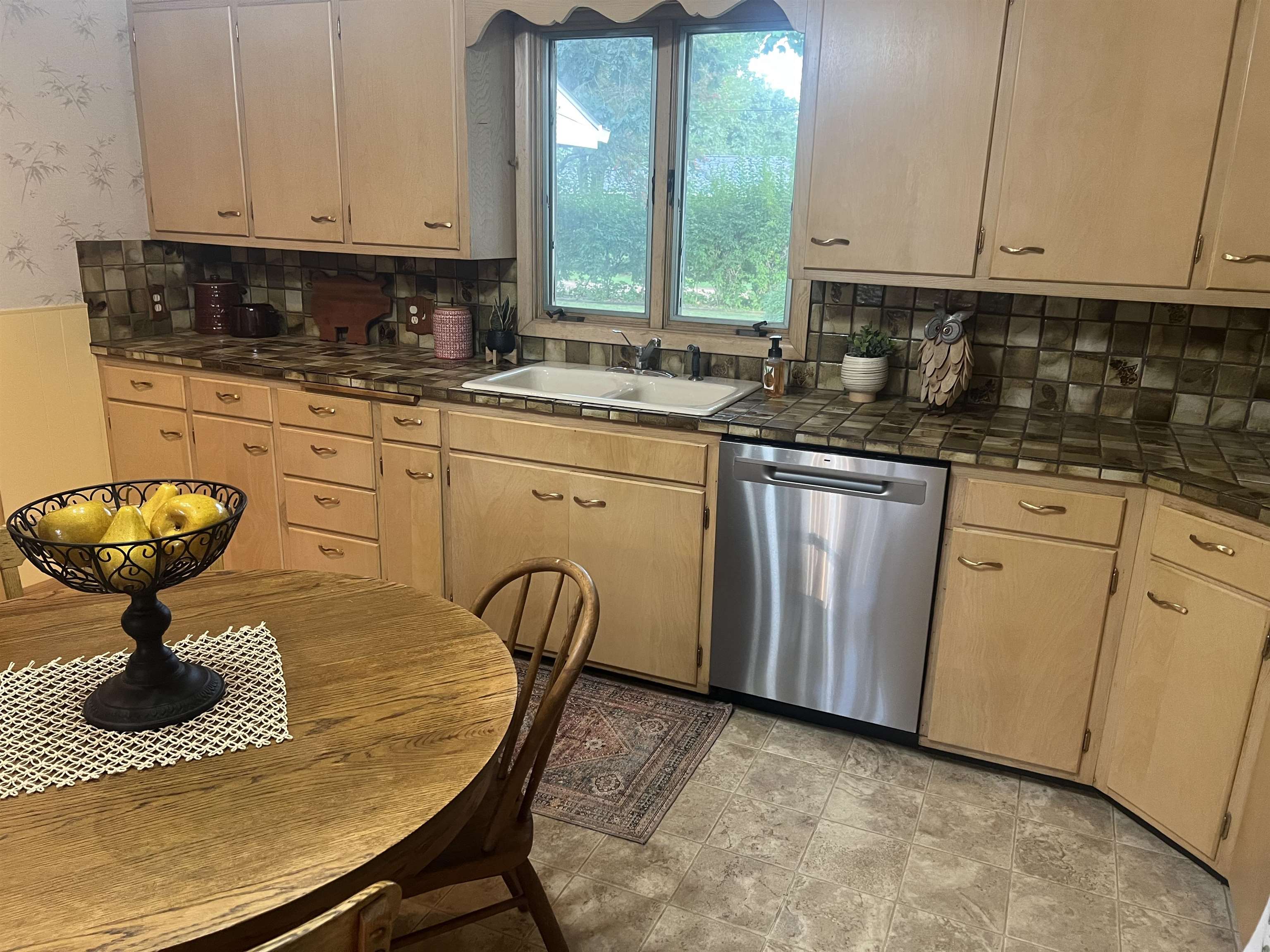 806 10th Street Property Photo 15