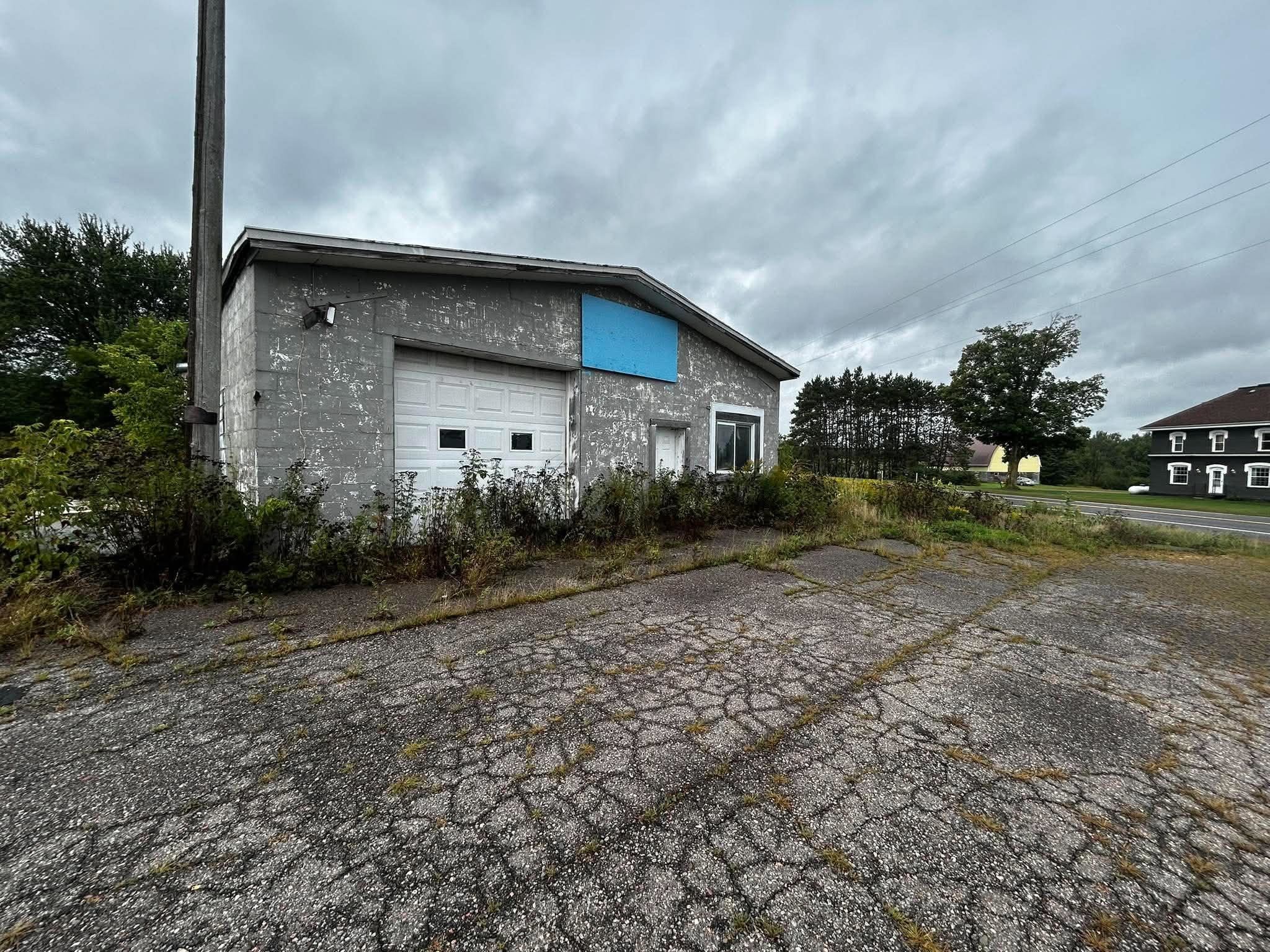 212890 County Road S Property Photo 2
