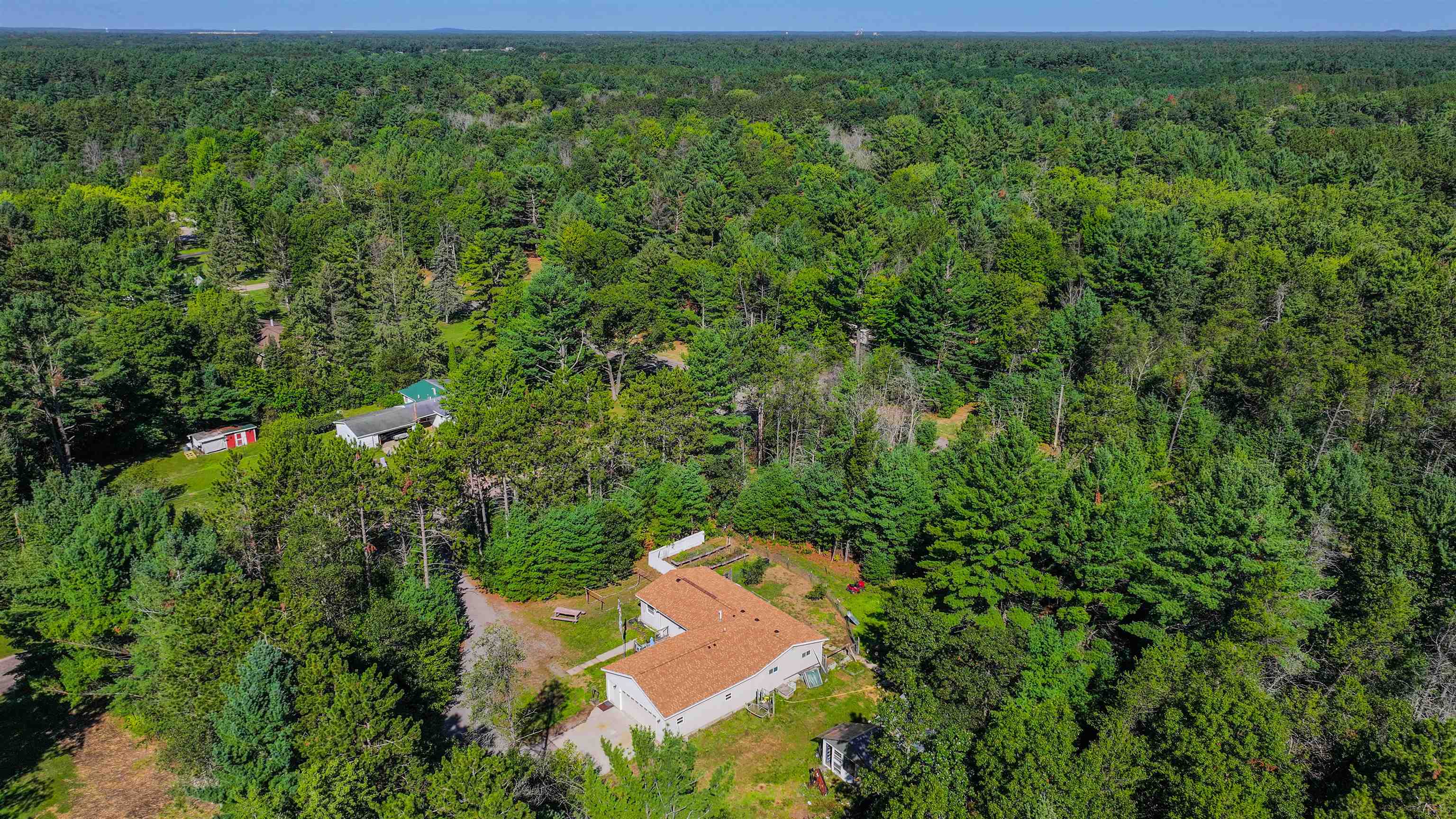 8610 Lake Road Property Photo 8