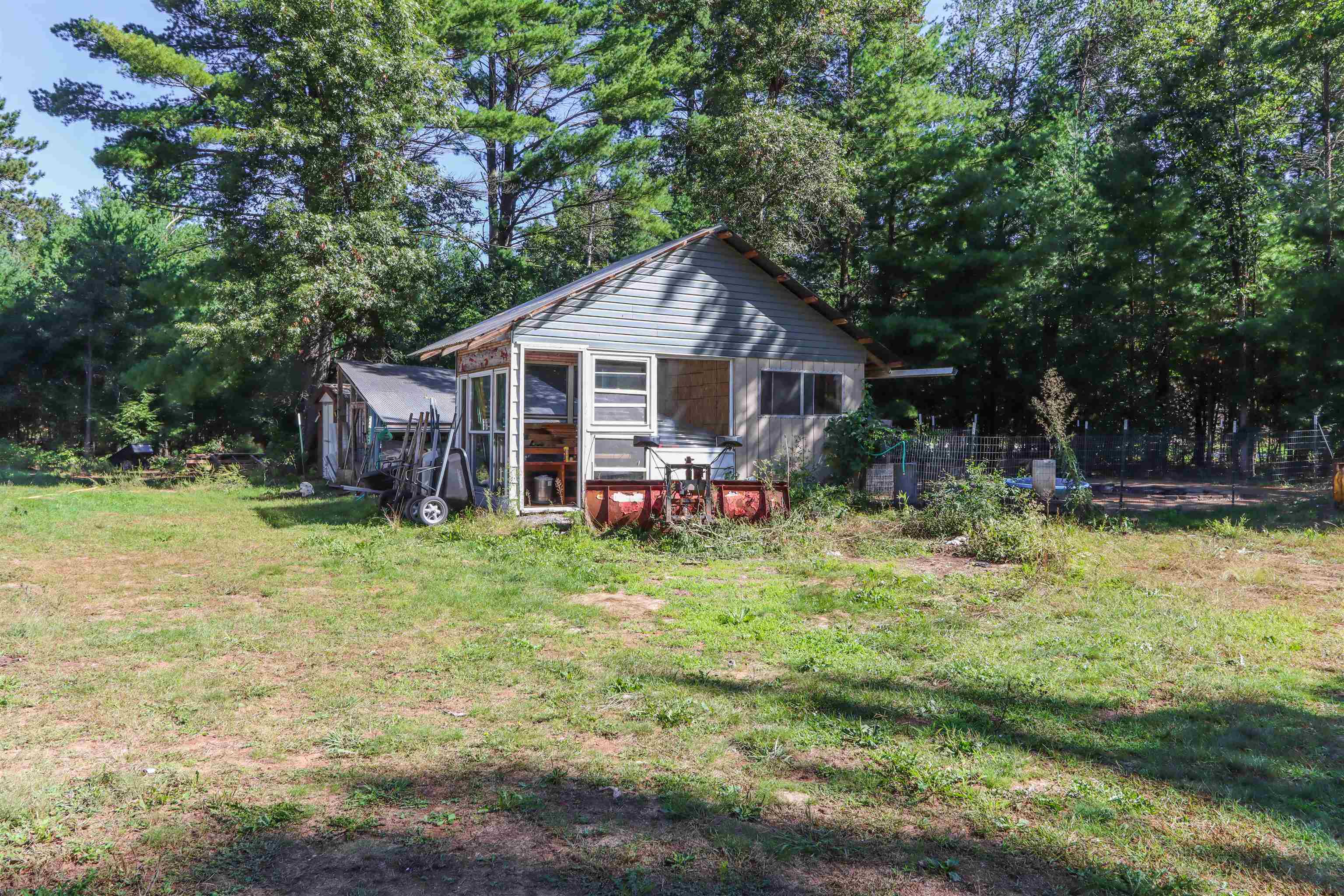 8610 Lake Road Property Photo 12