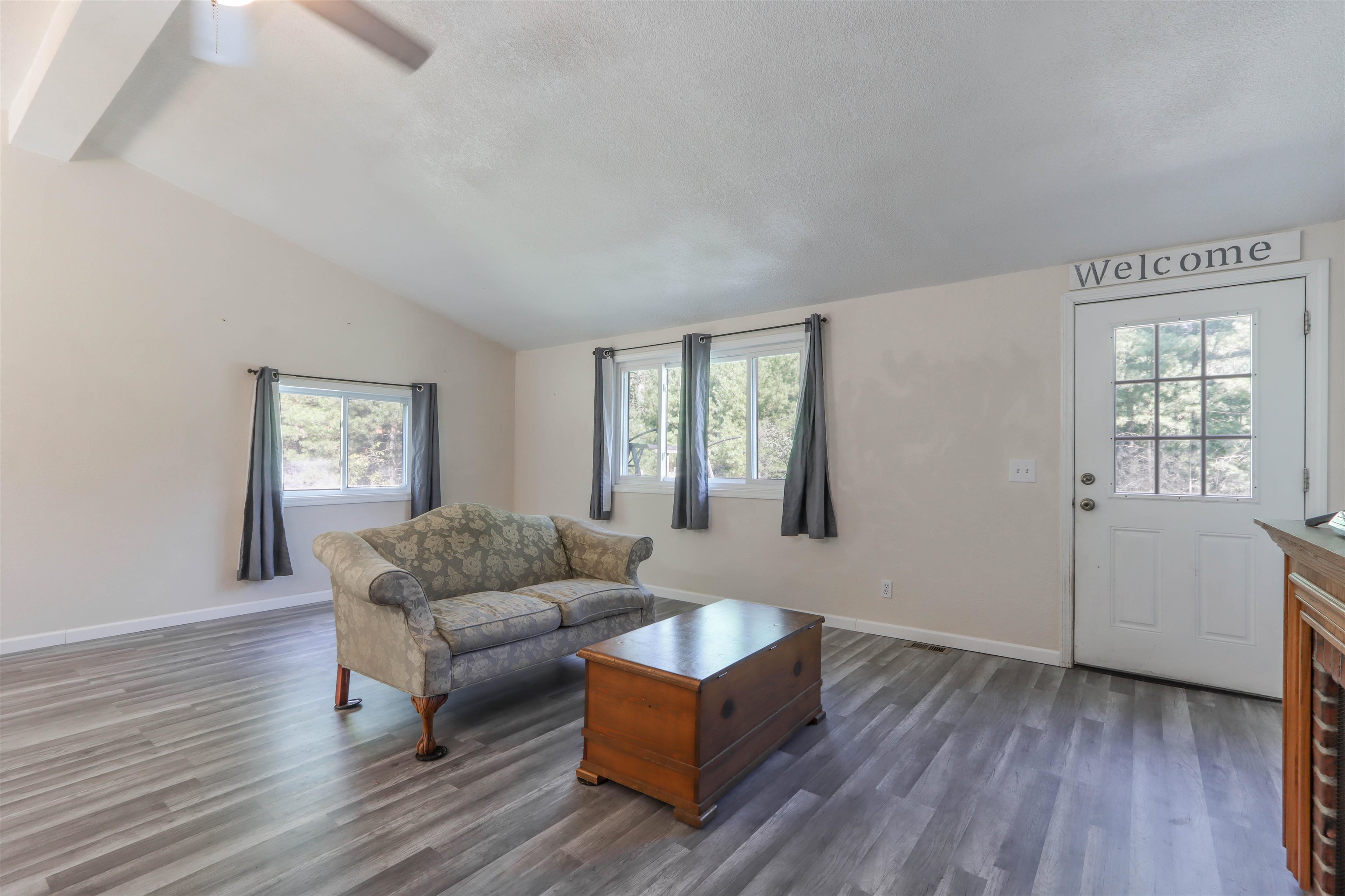 8610 Lake Road Property Photo 17
