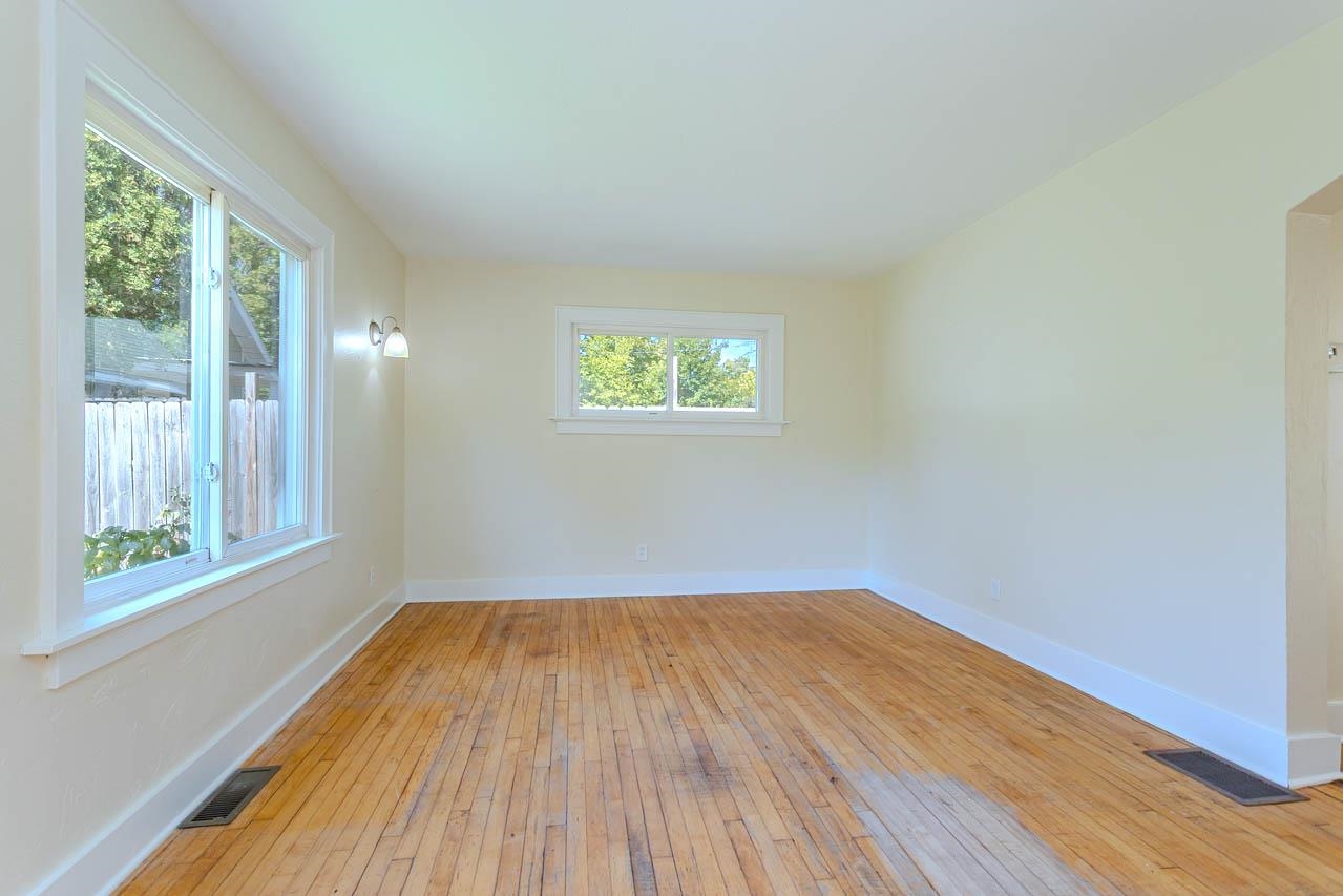 1805 Fairmount Street Property Photo 4