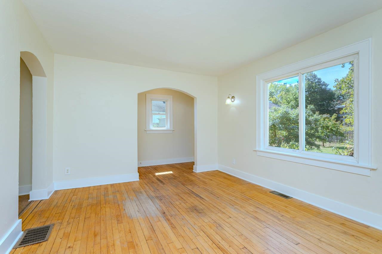 1805 Fairmount Street Property Photo 6