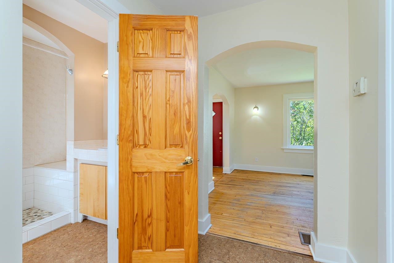 1805 Fairmount Street Property Photo 15