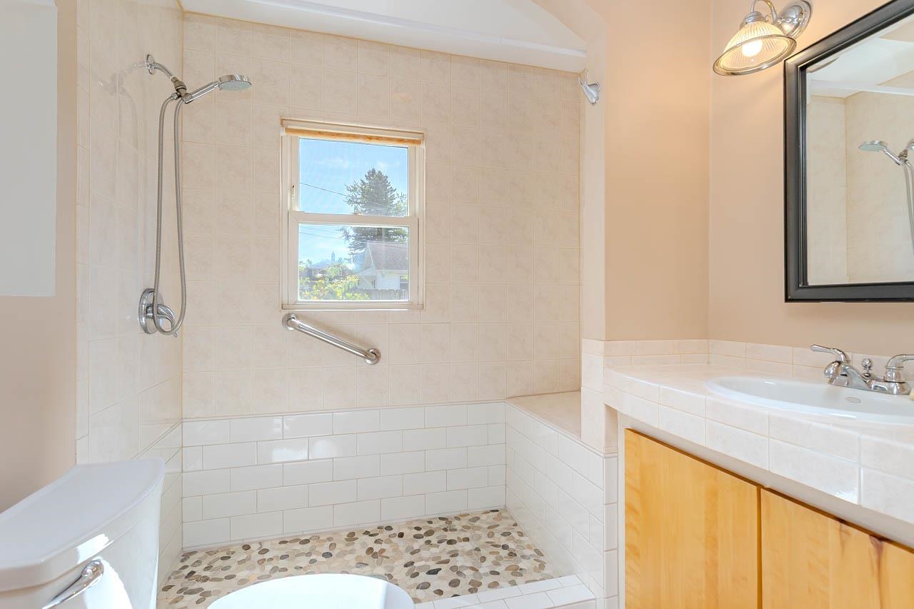 1805 Fairmount Street Property Photo 16