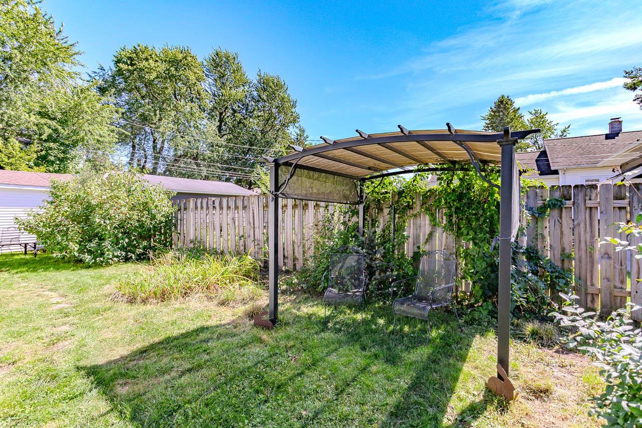 1805 Fairmount Street Property Photo 25