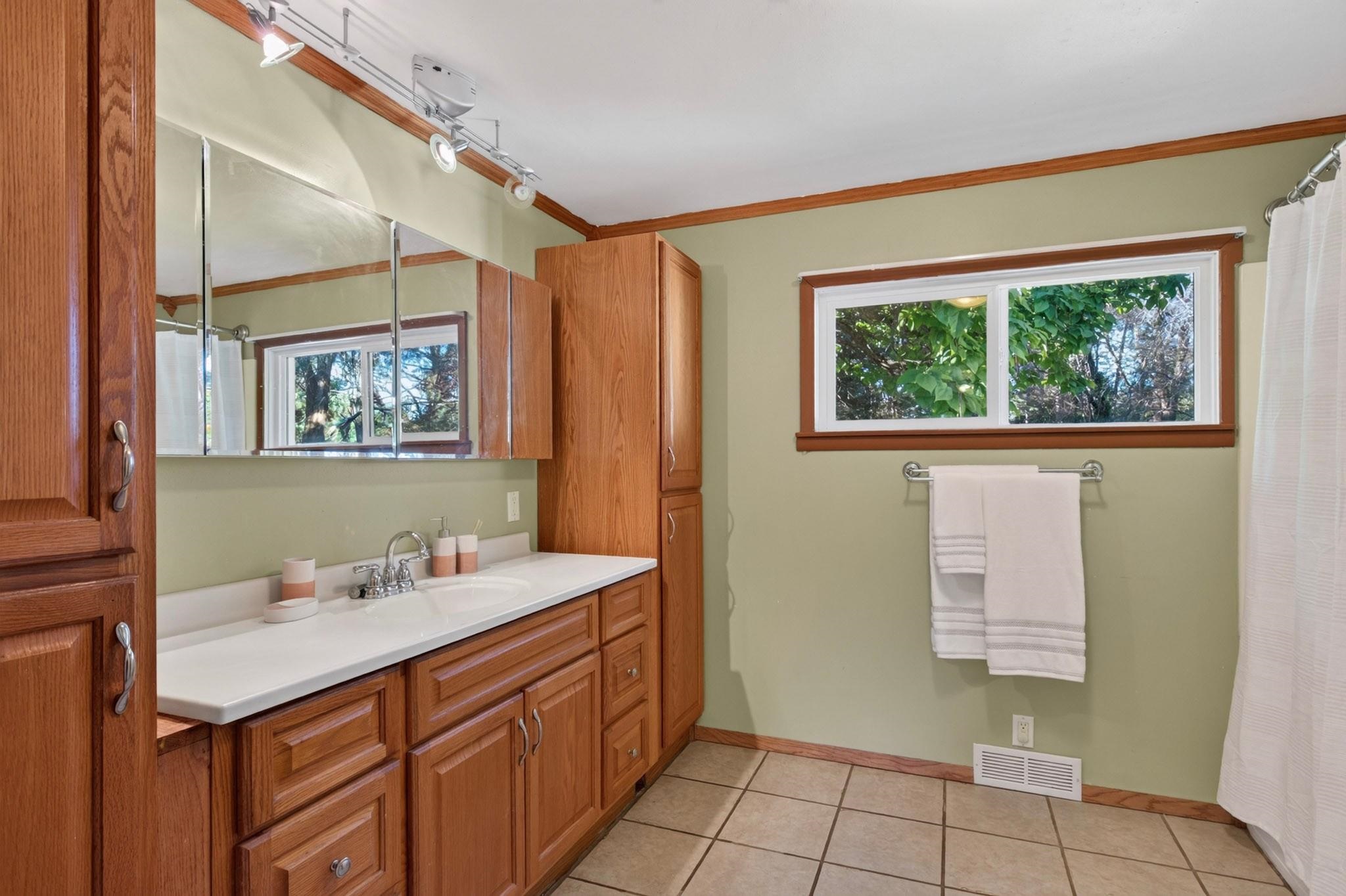 5811 Wazeecha Avenue Property Photo 19