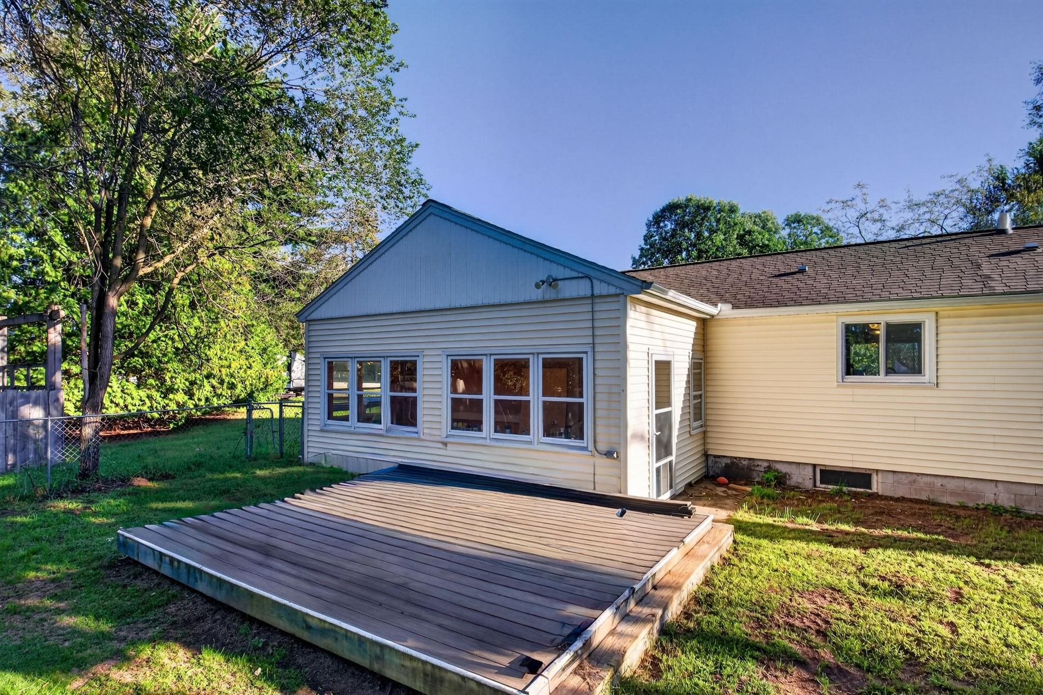 5811 Wazeecha Avenue Property Photo 40