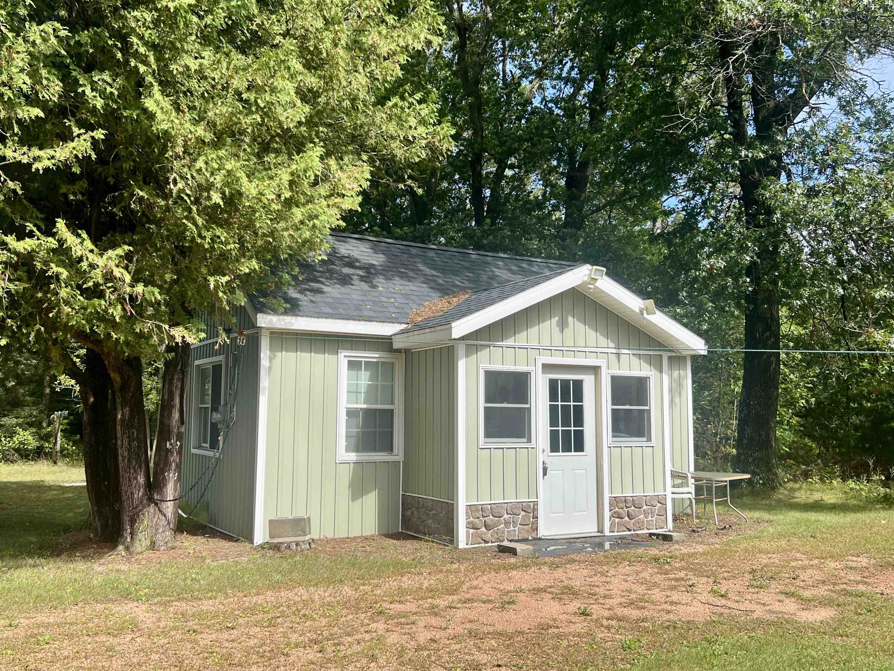 2827 County Road Y Property Photo 3