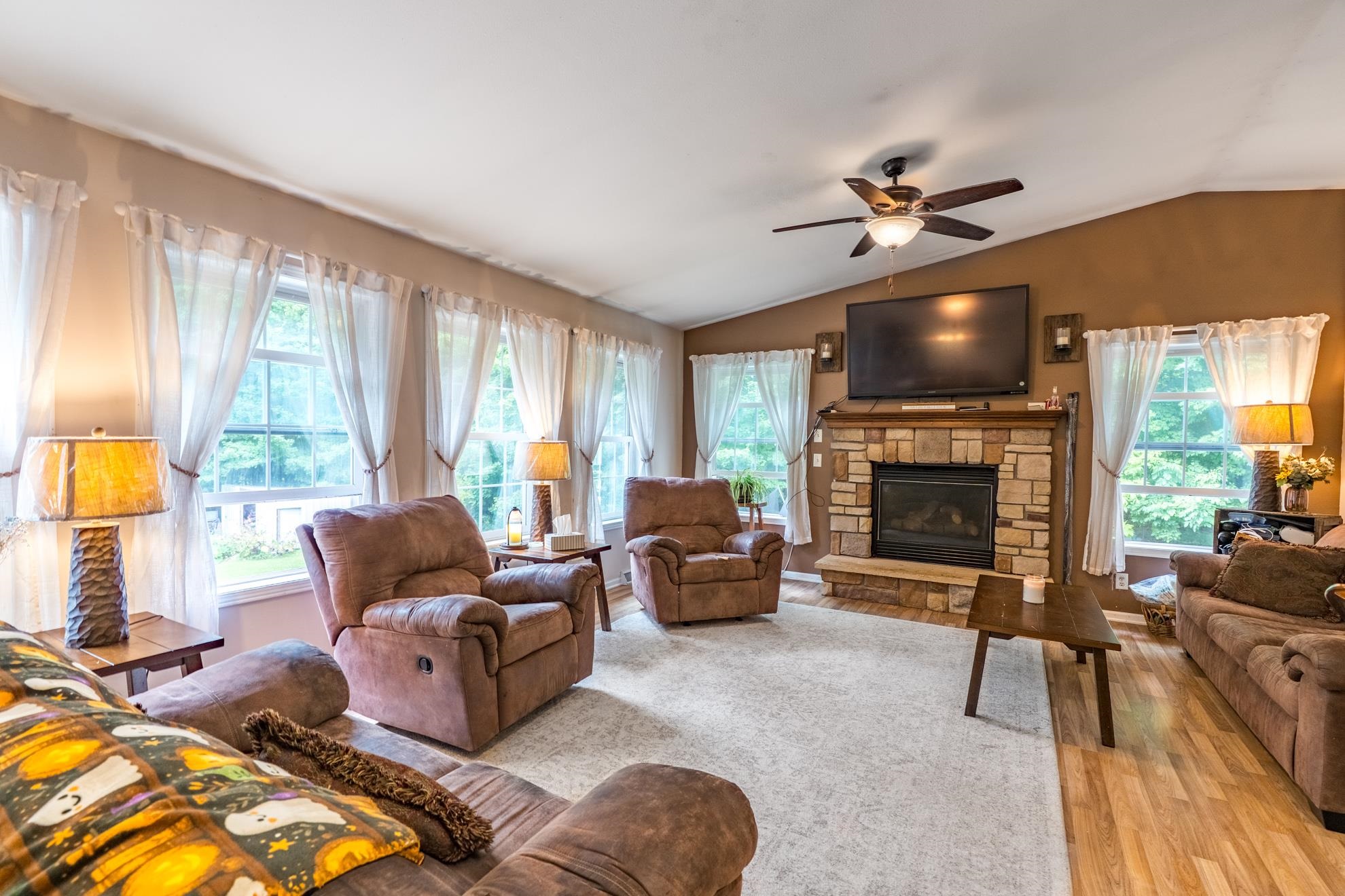 157611 Mcintosh Street Property Photo 12