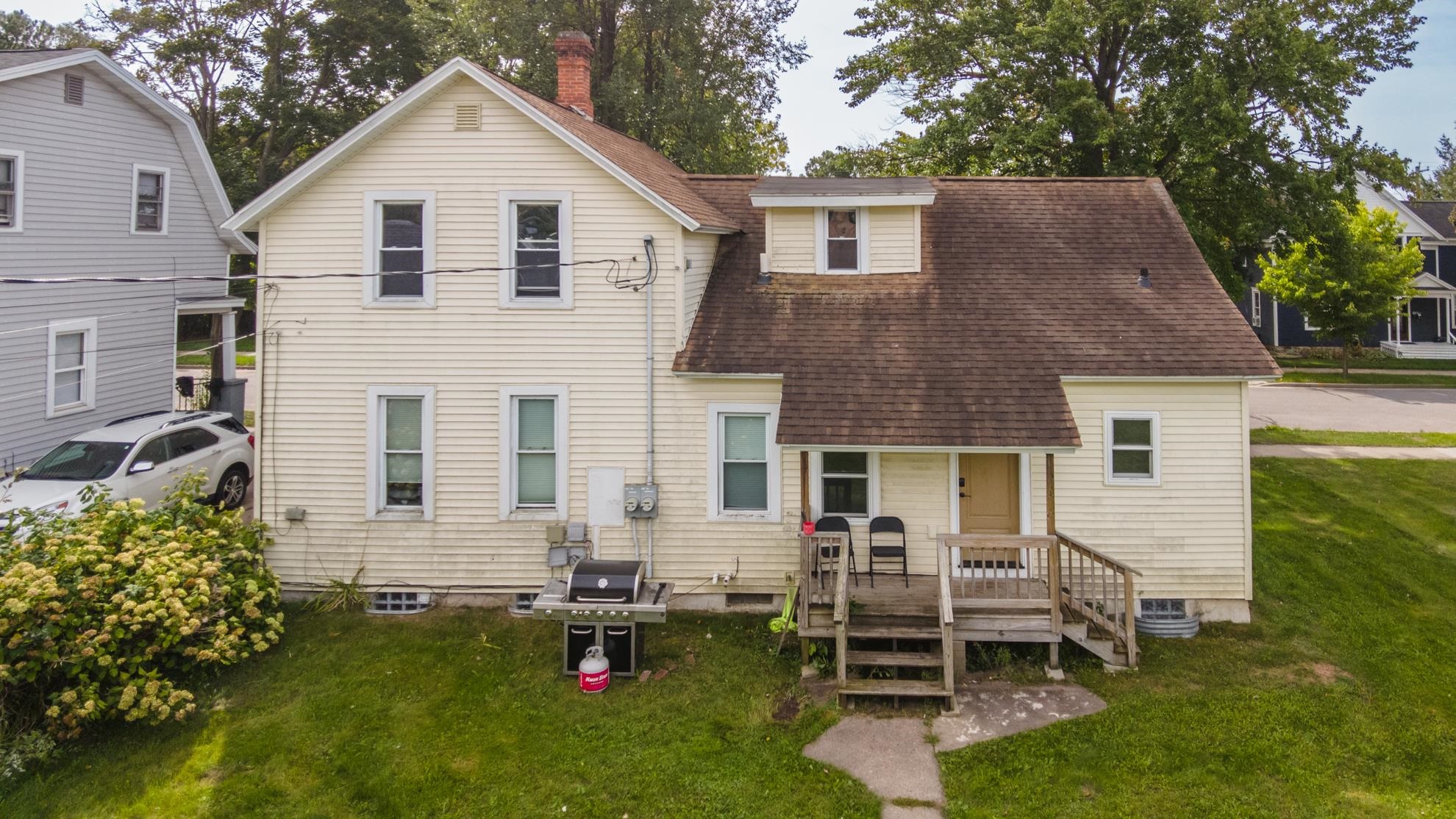 616 Chicago Avenue Property Photo 8