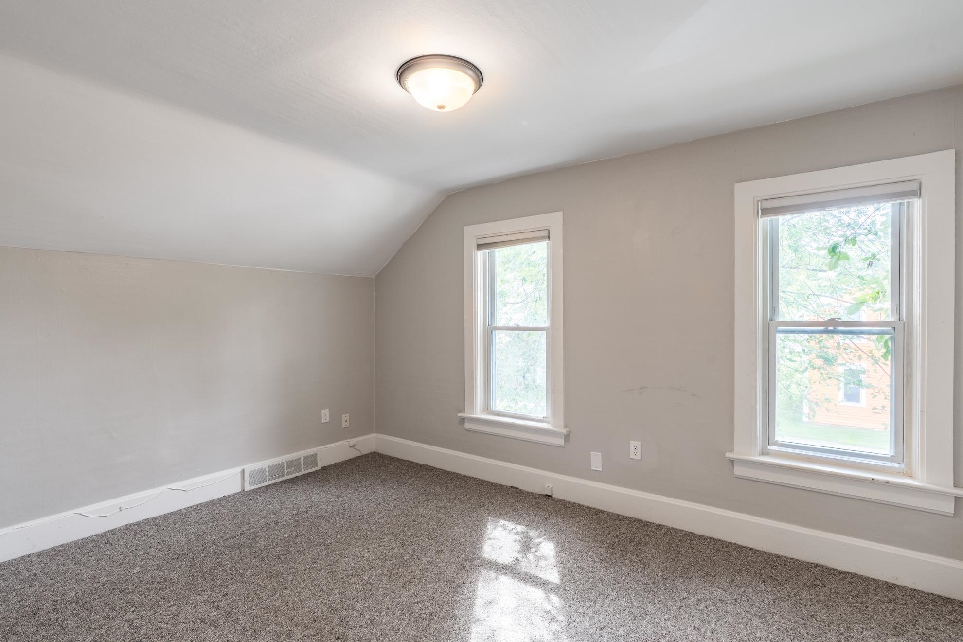 616 Chicago Avenue Property Photo 39
