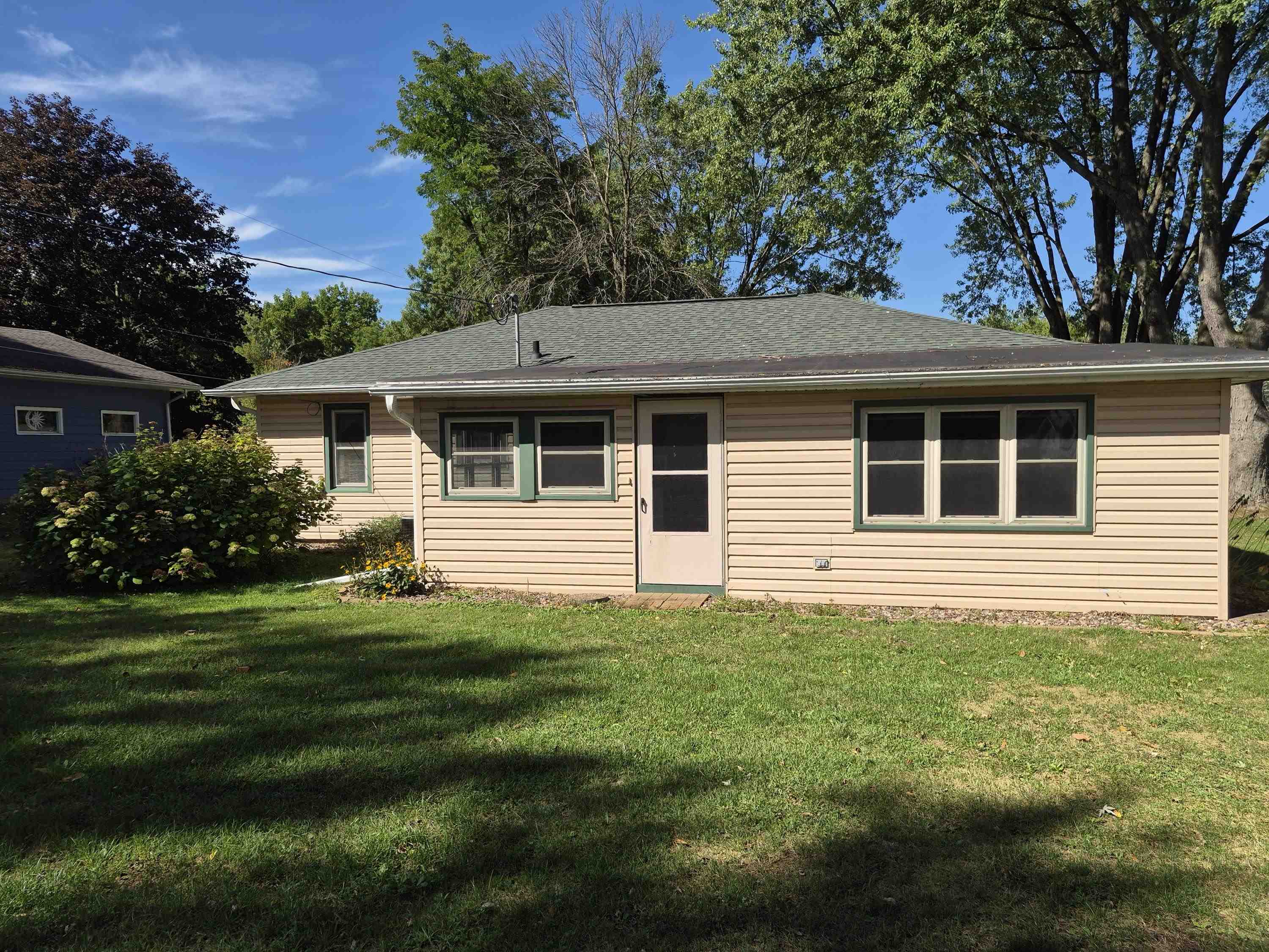19 Clay Street Property Photo 12