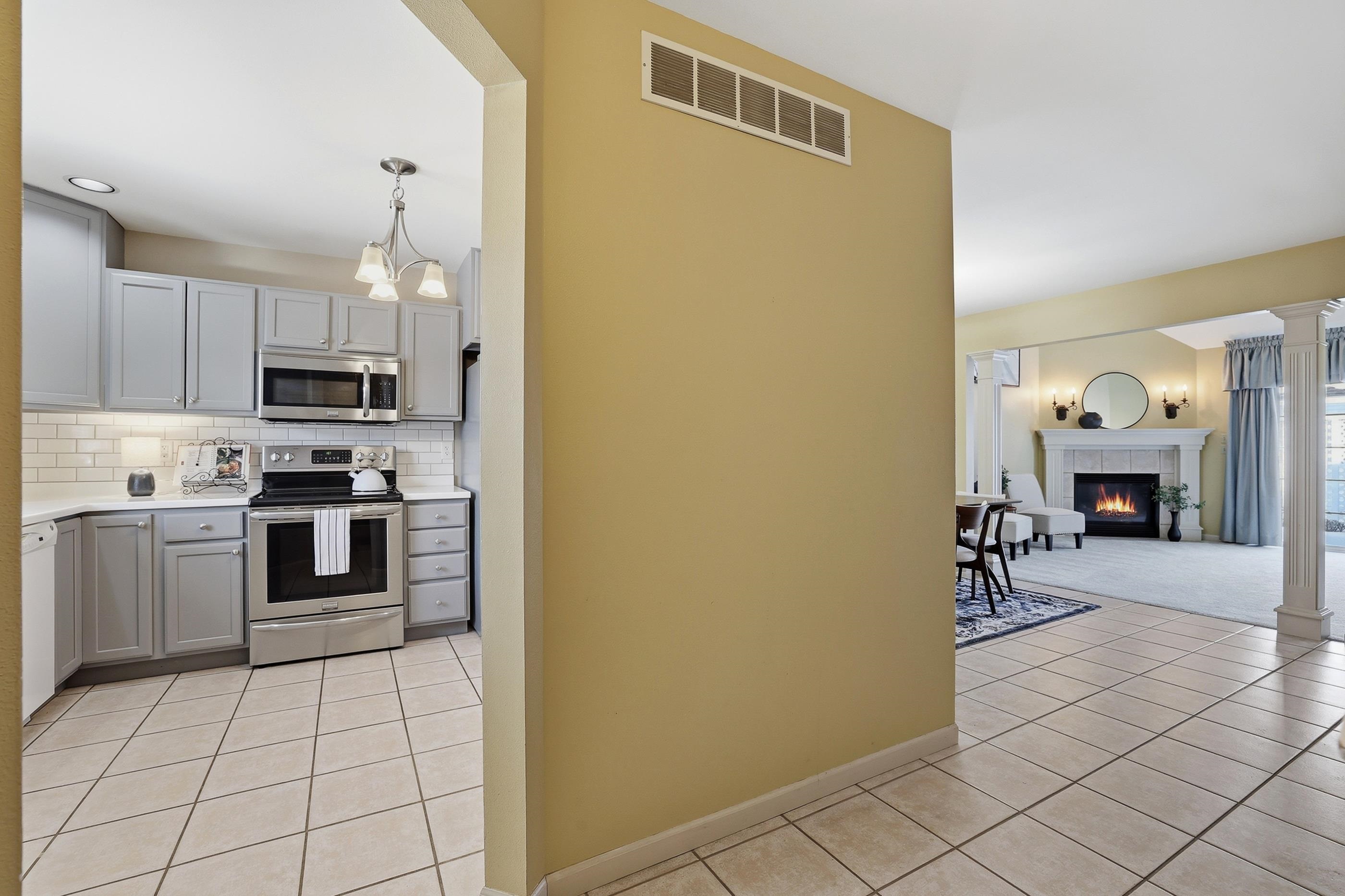 2619 Sunset Boulevard Property Photo 6