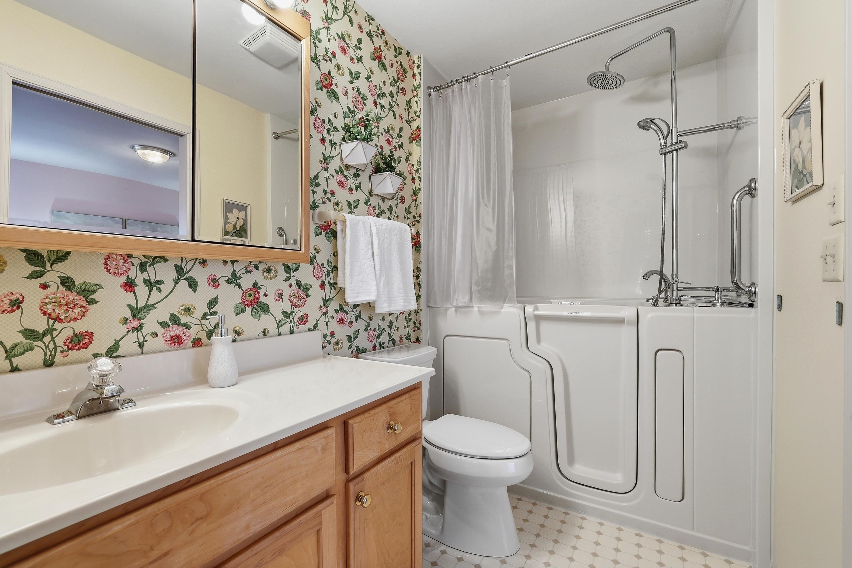 2619 Sunset Boulevard Property Photo 26