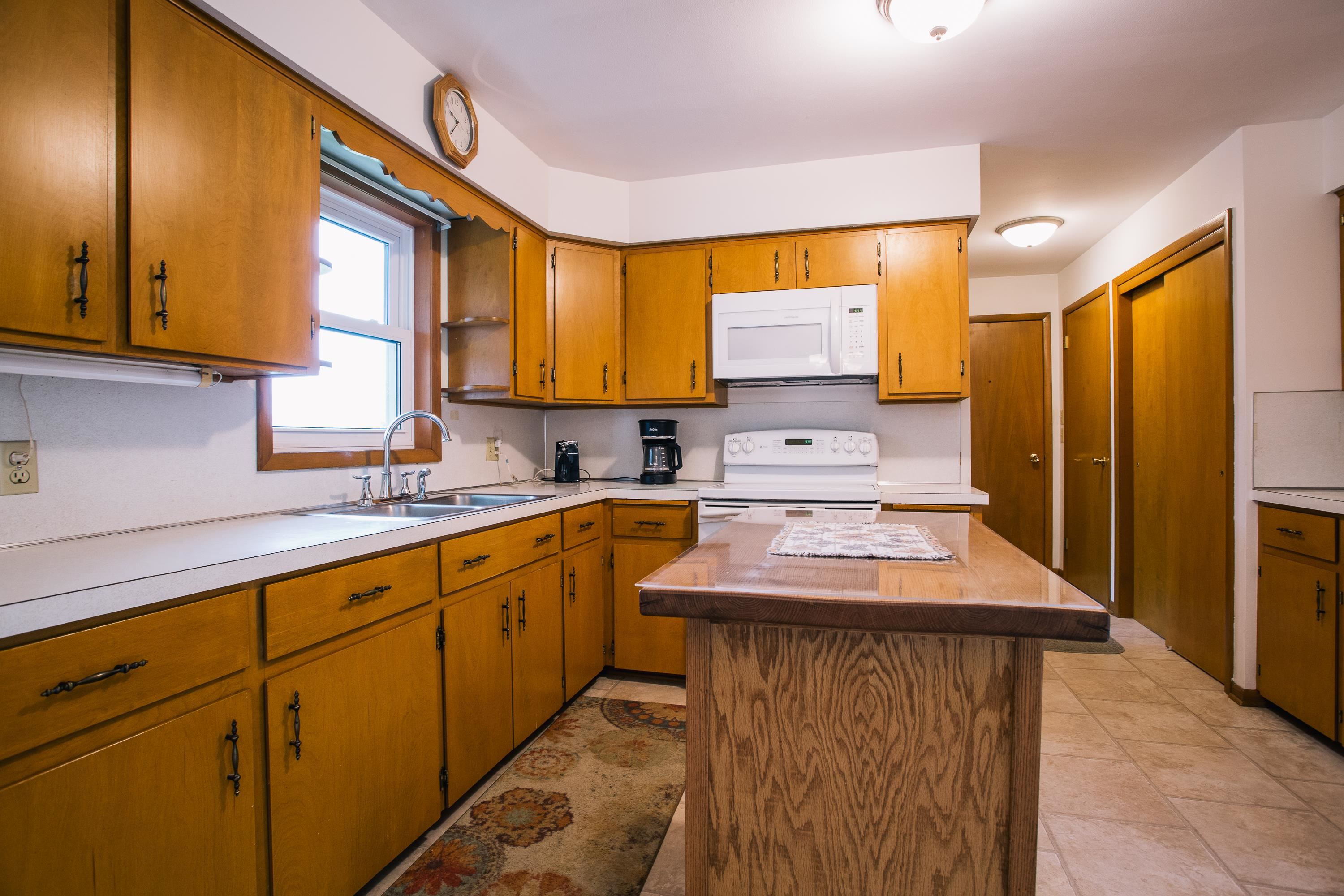 301 N Thomas Street Property Photo 10
