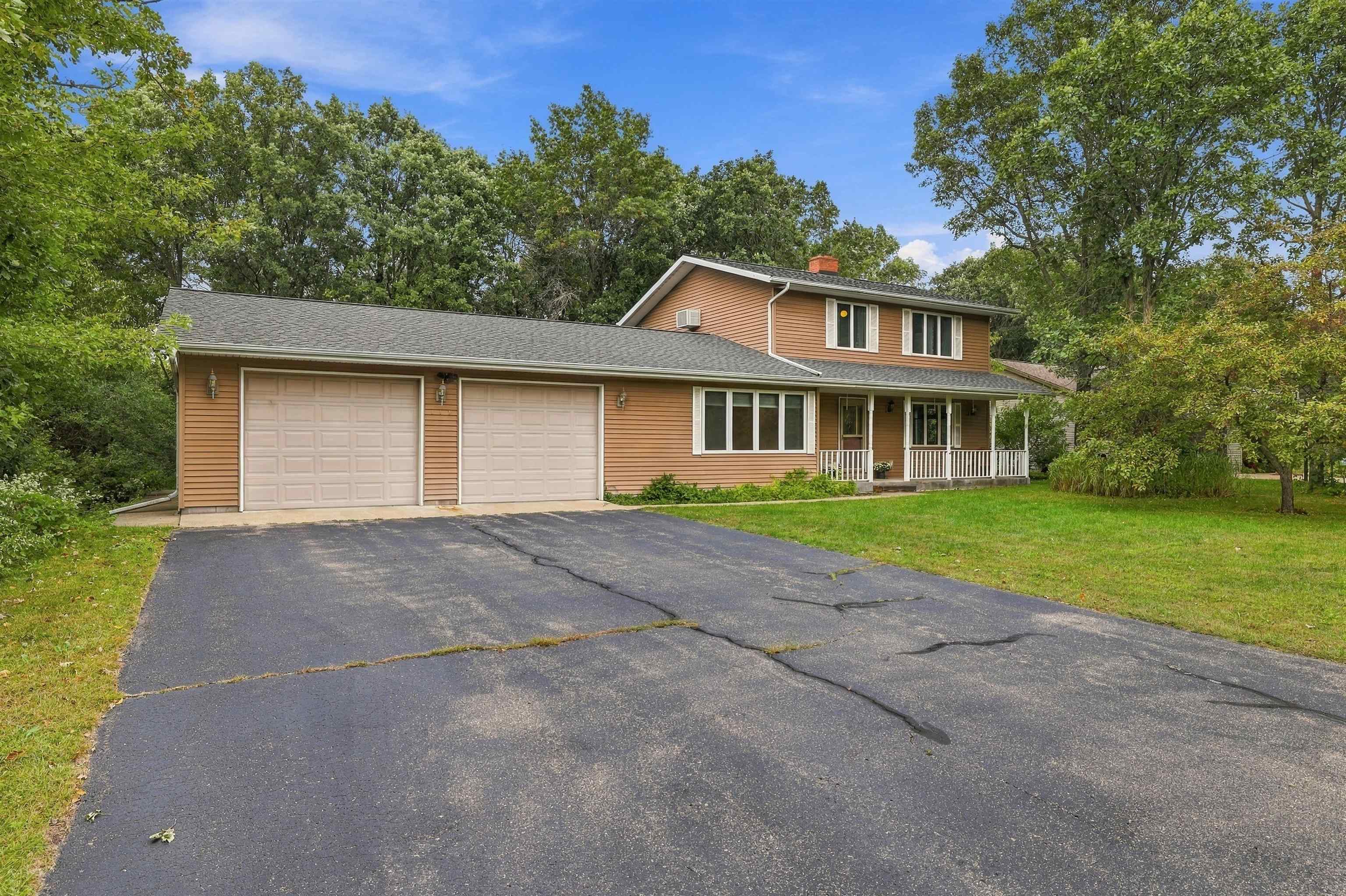 113 Walkins Court Property Photo 2