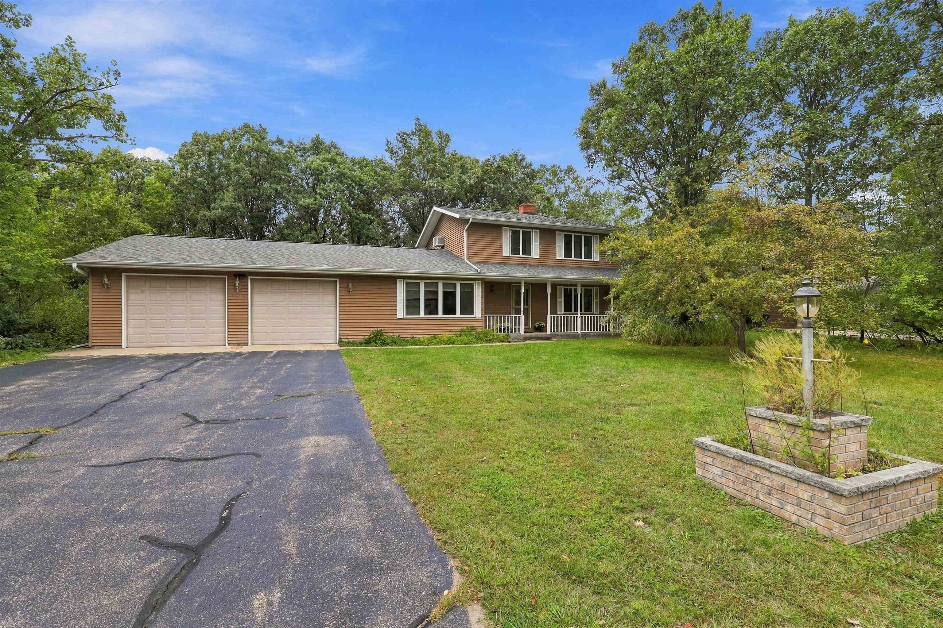 113 Walkins Court Property Photo 3