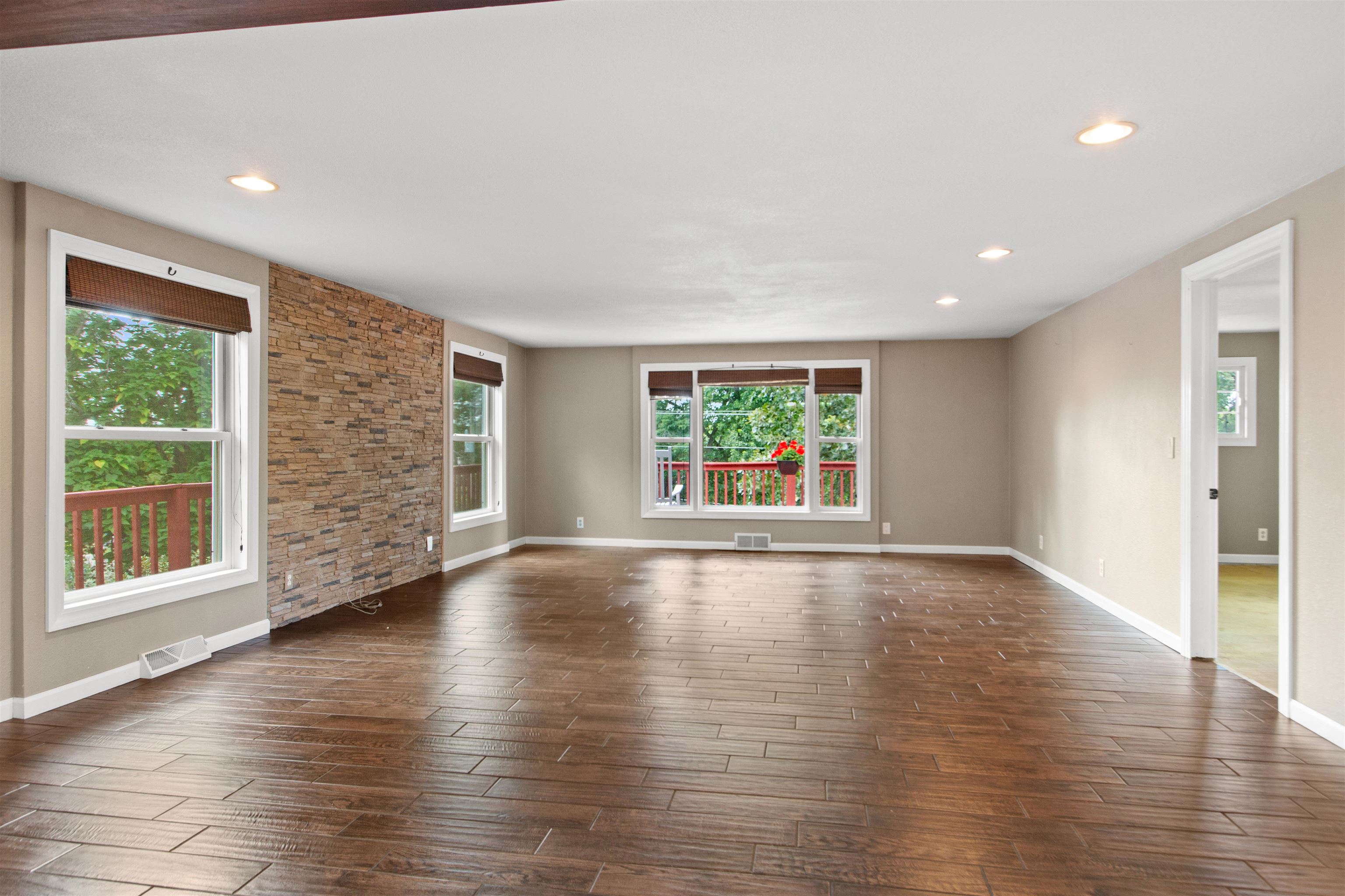 188 Pond Street Property Photo 7