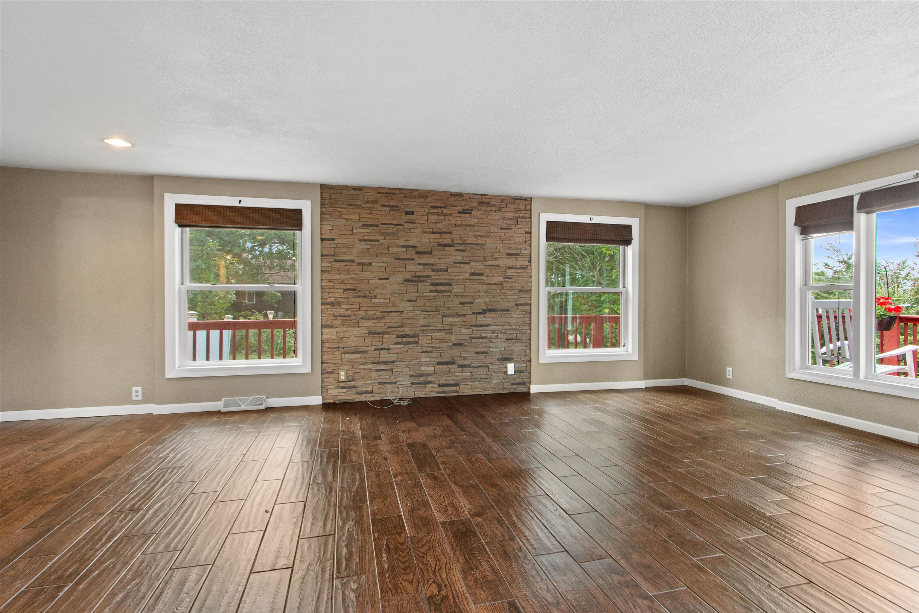188 Pond Street Property Photo 9