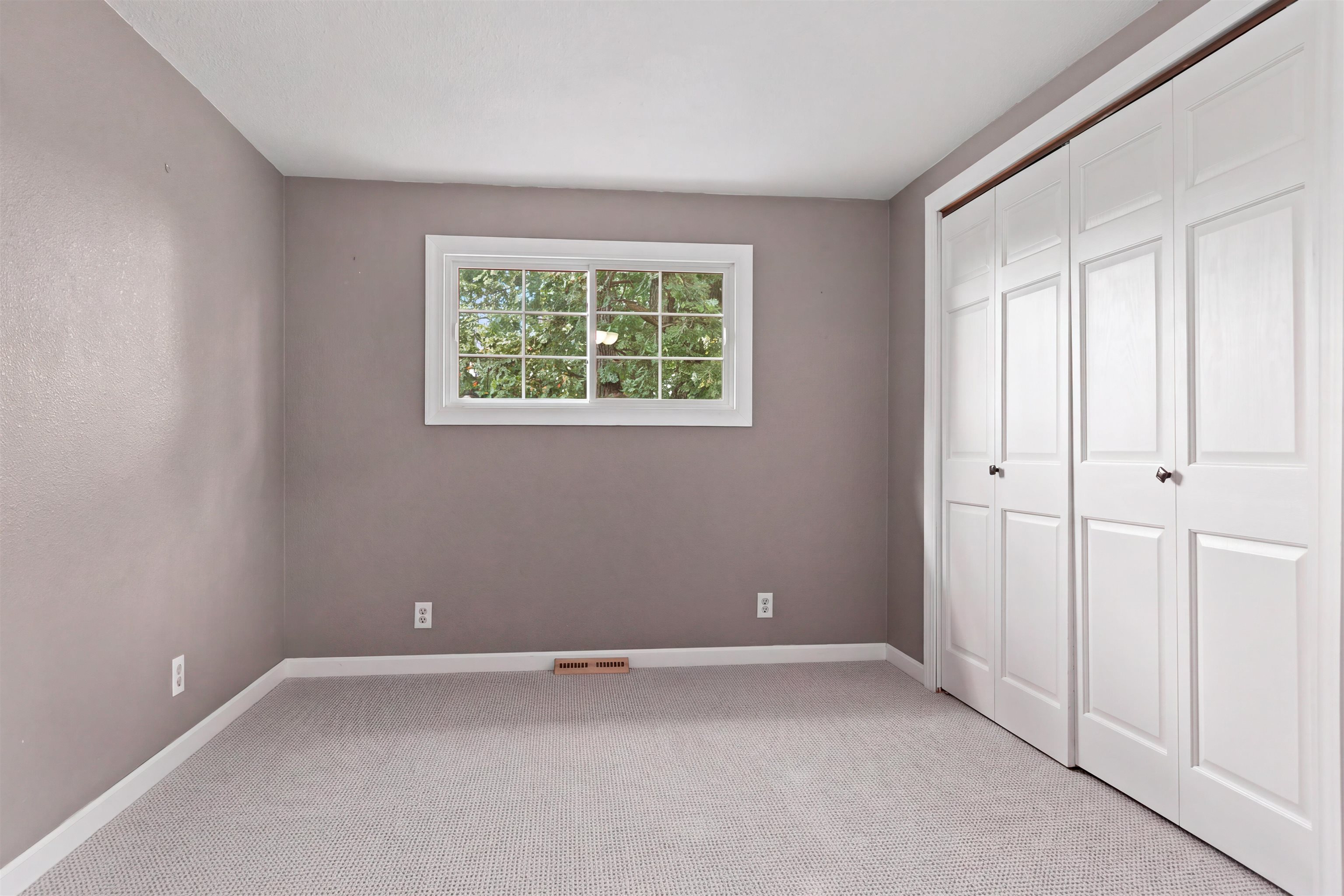 188 Pond Street Property Photo 12