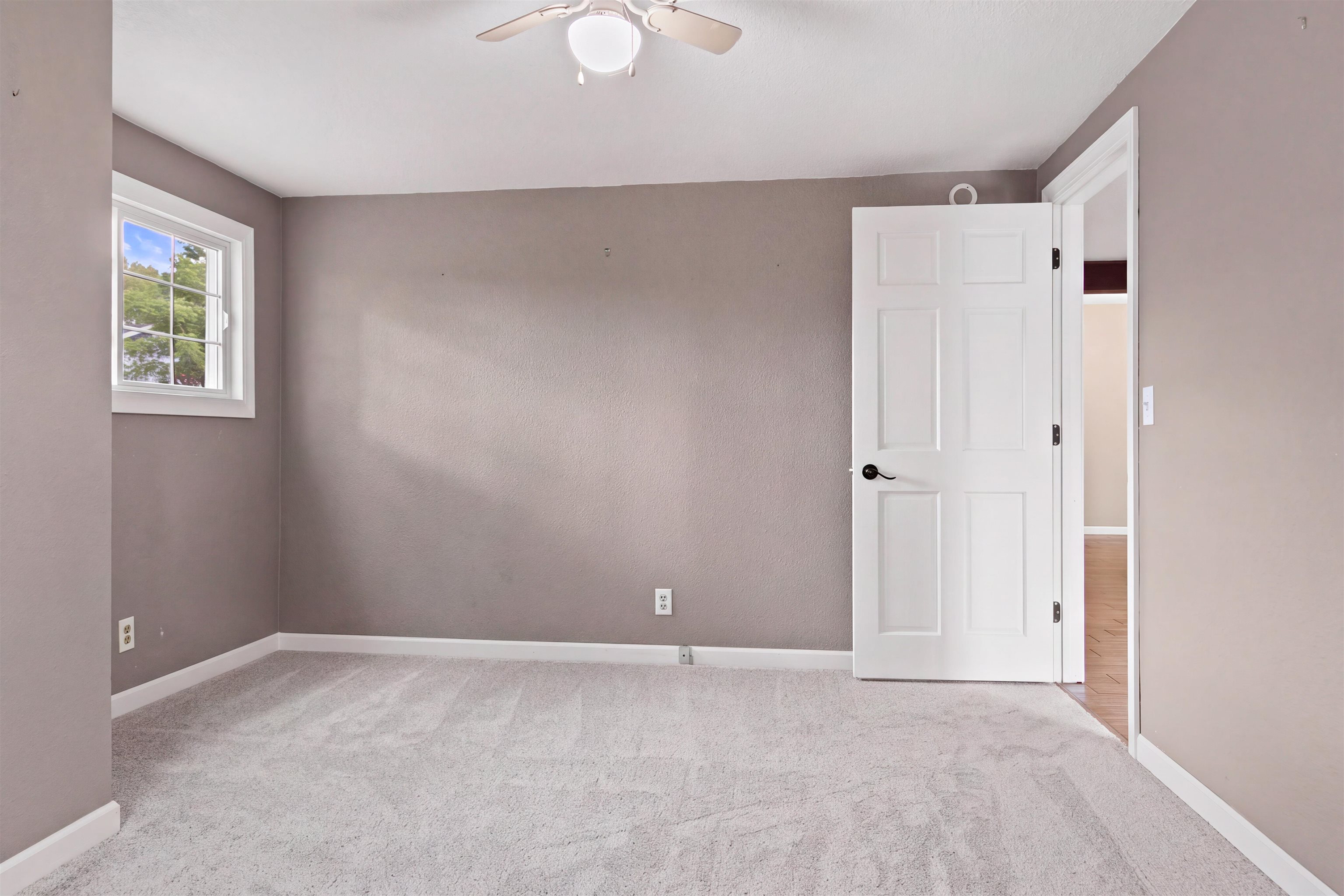 188 Pond Street Property Photo 13