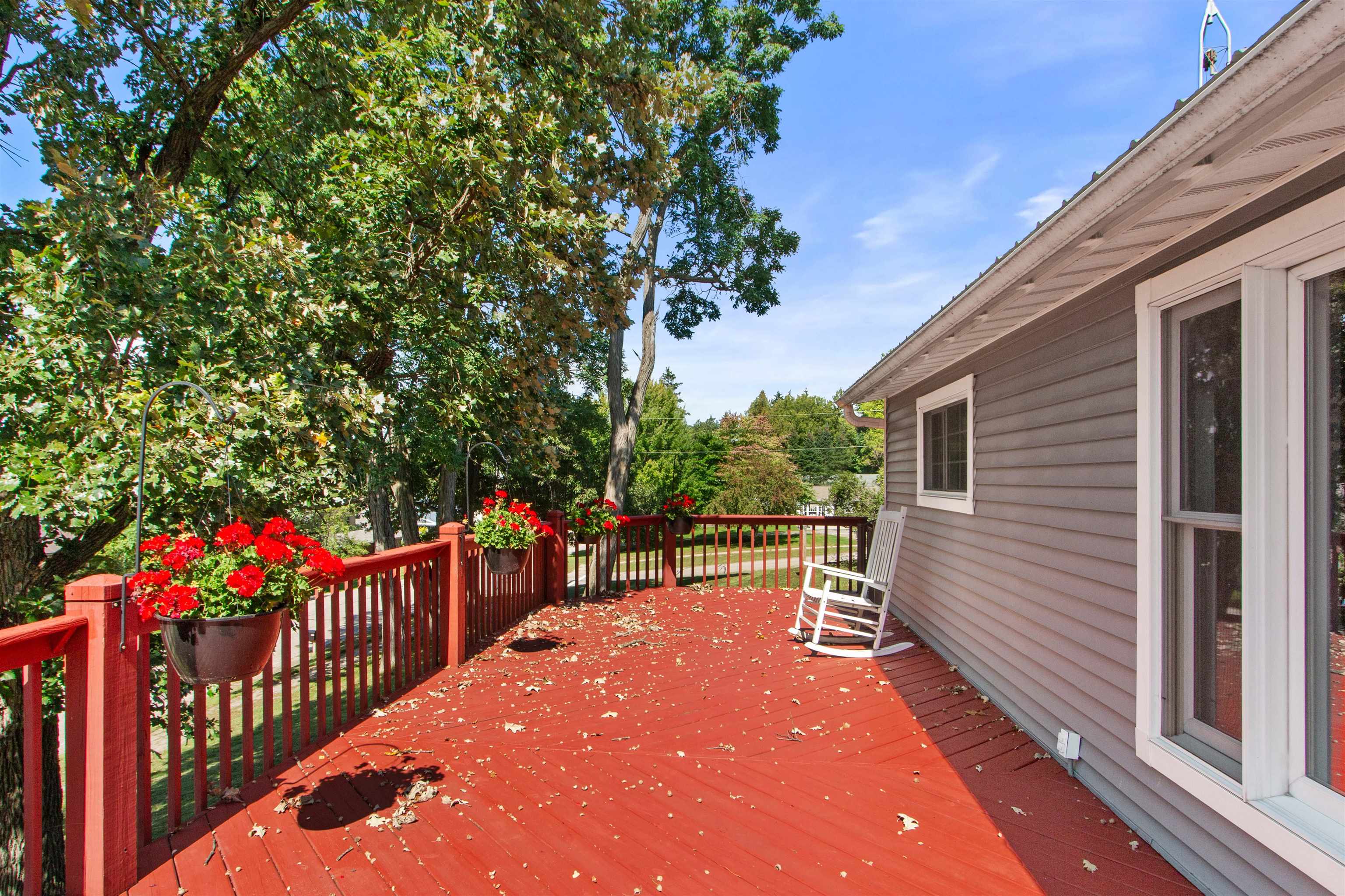 188 Pond Street Property Photo 29