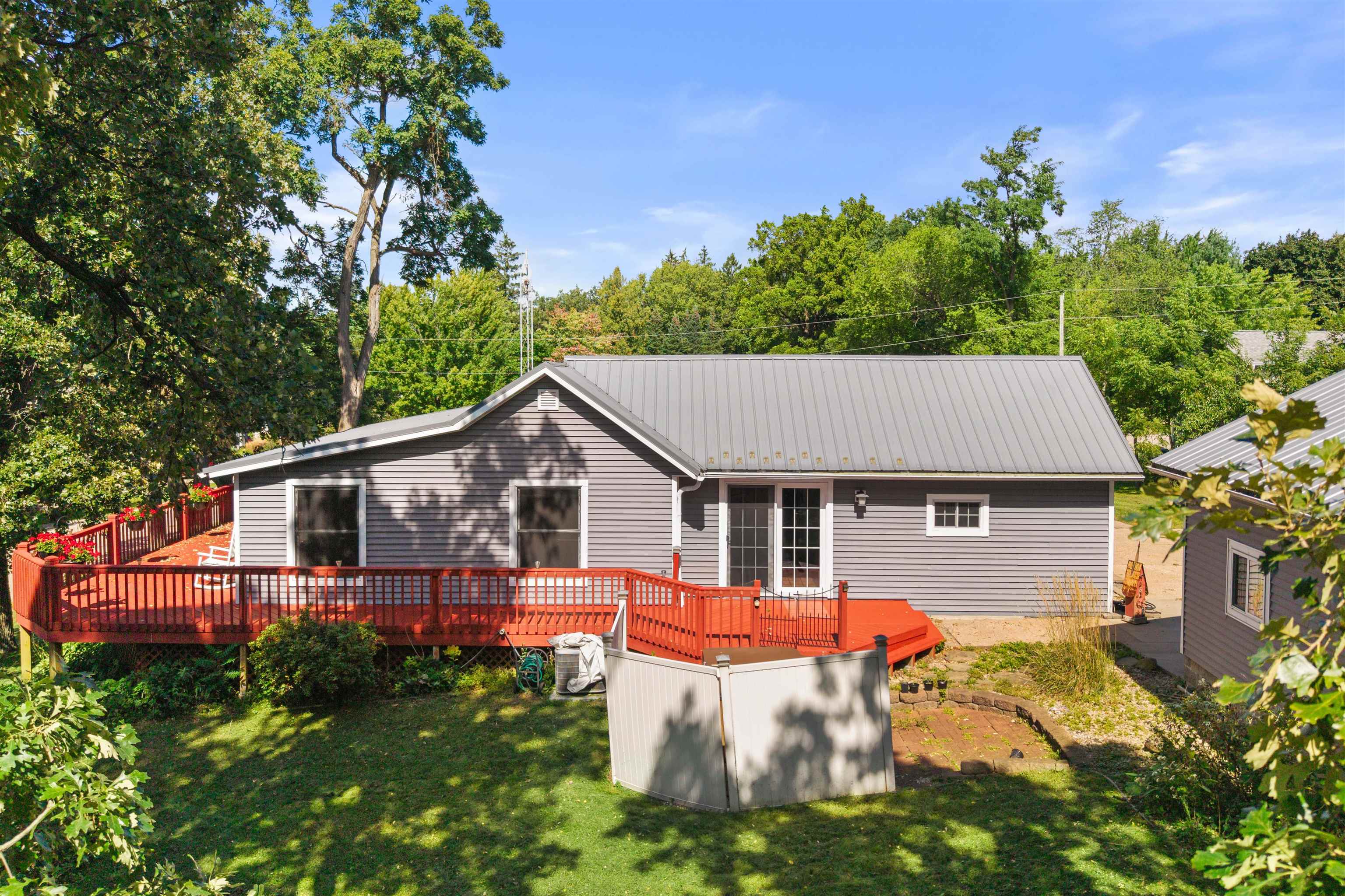 188 Pond Street Property Photo 34
