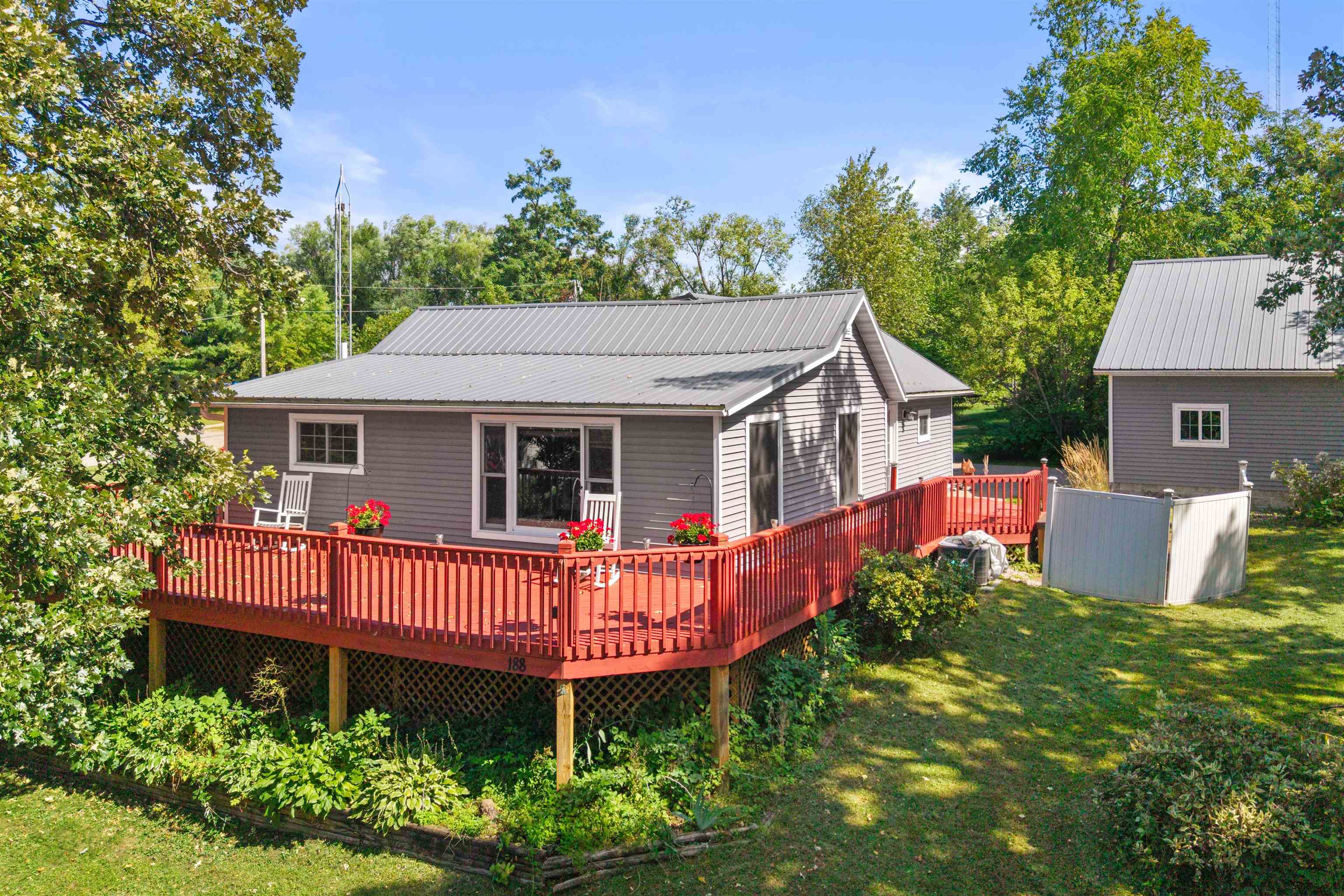 188 Pond Street Property Photo 35