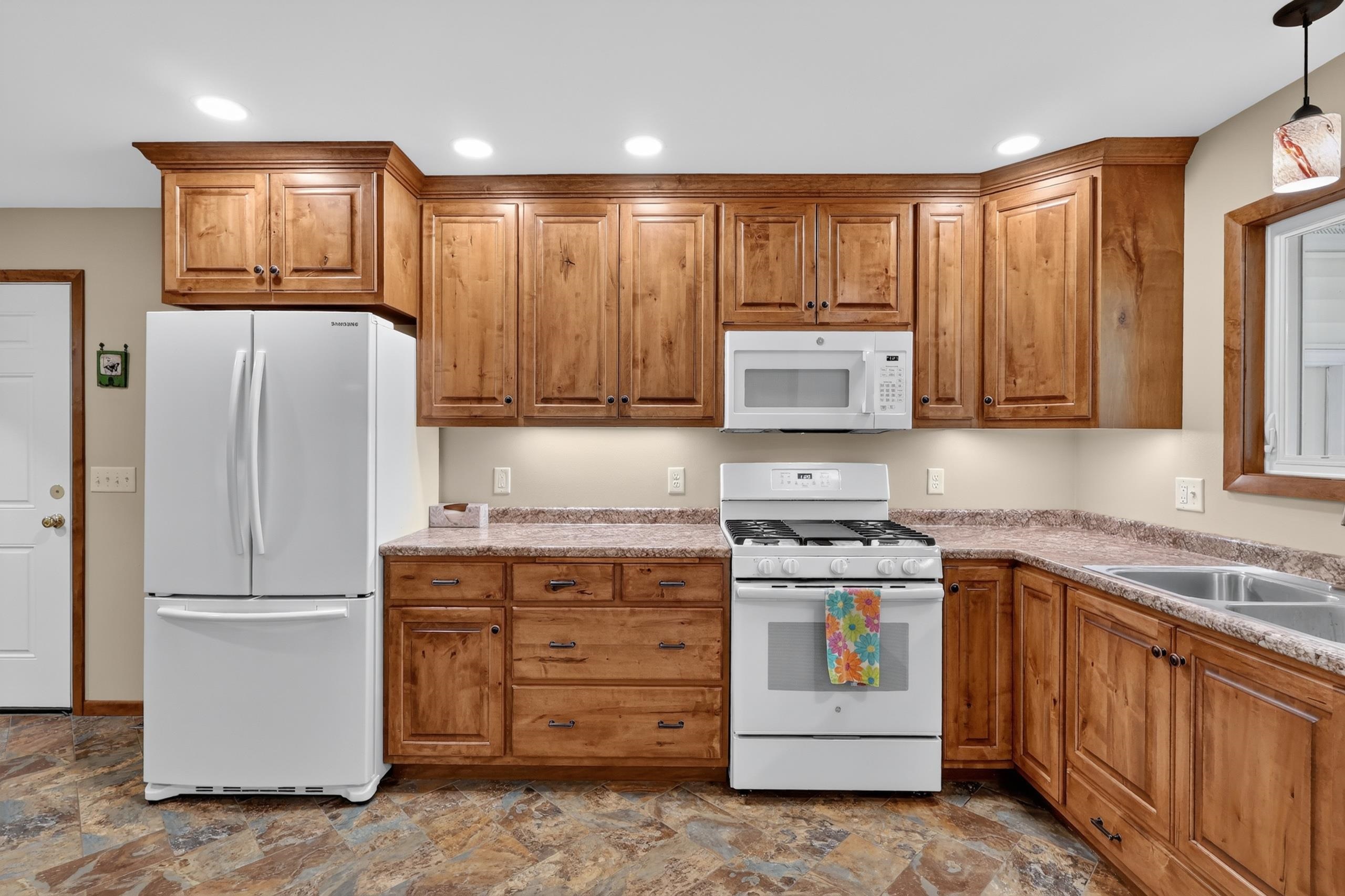 3130 Cherokee Road Property Photo 5
