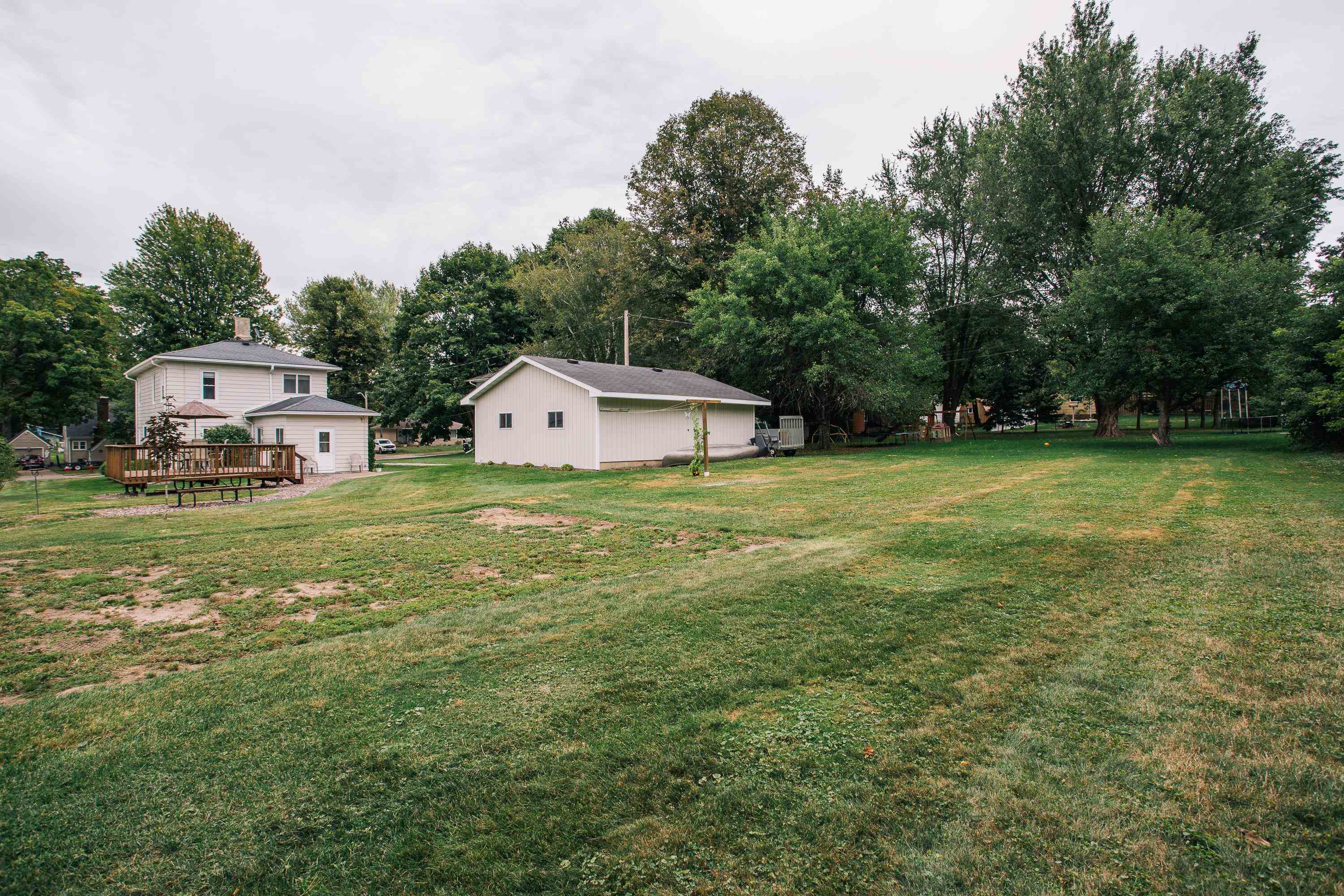 214 Grand Avenue Property Photo 5