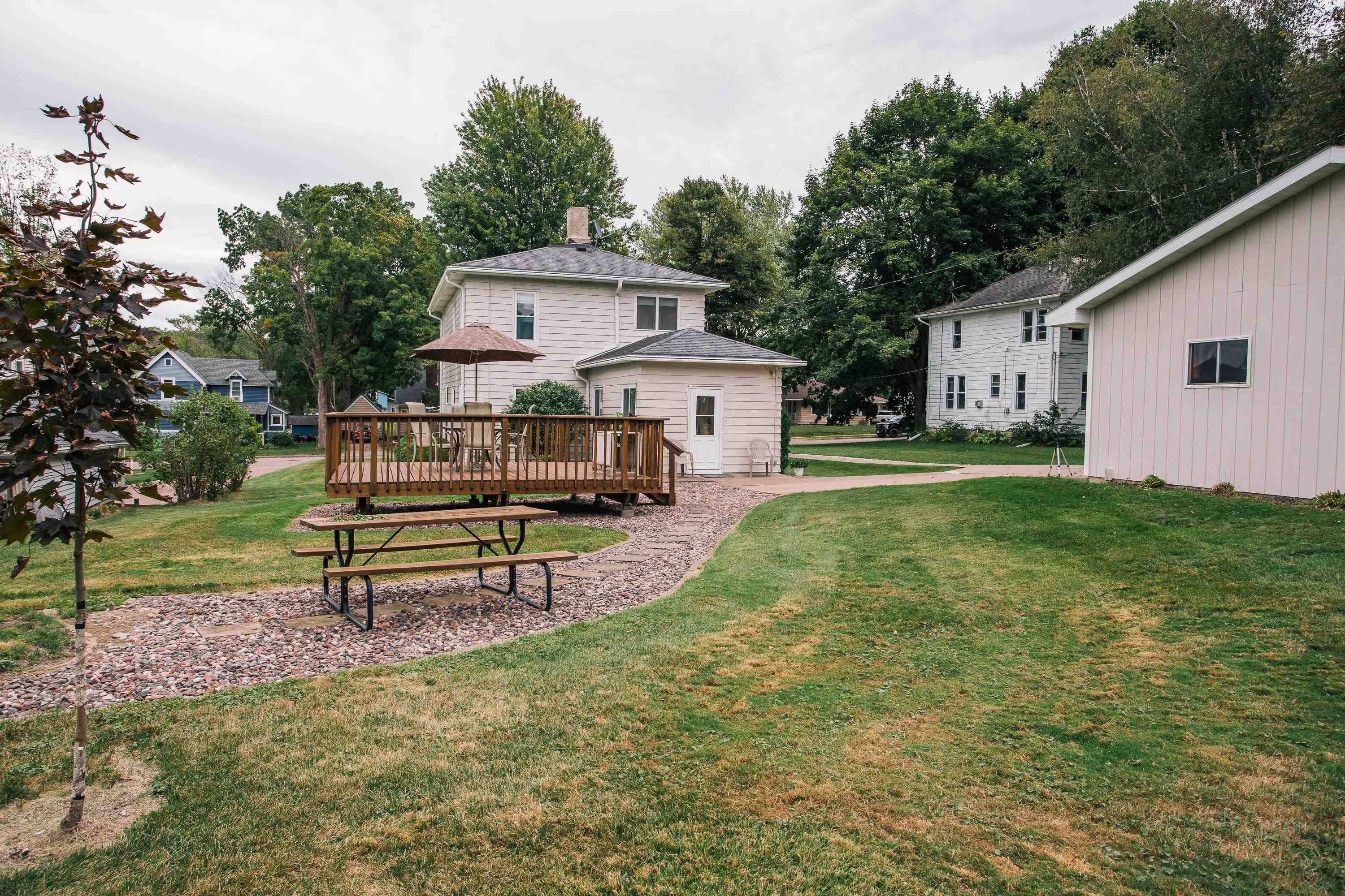 214 Grand Avenue Property Photo 6