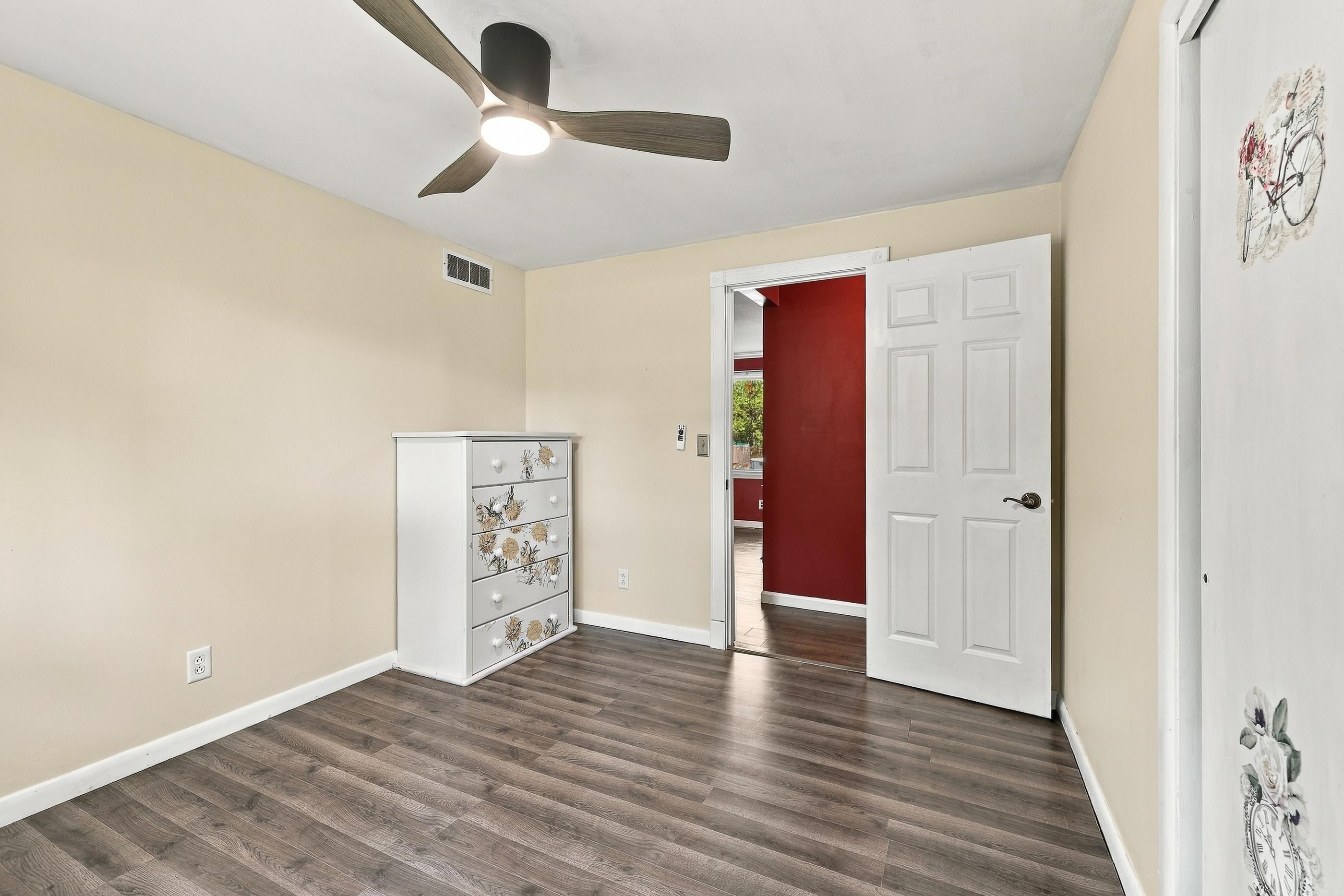 5430 Oriole Lane Property Photo 18